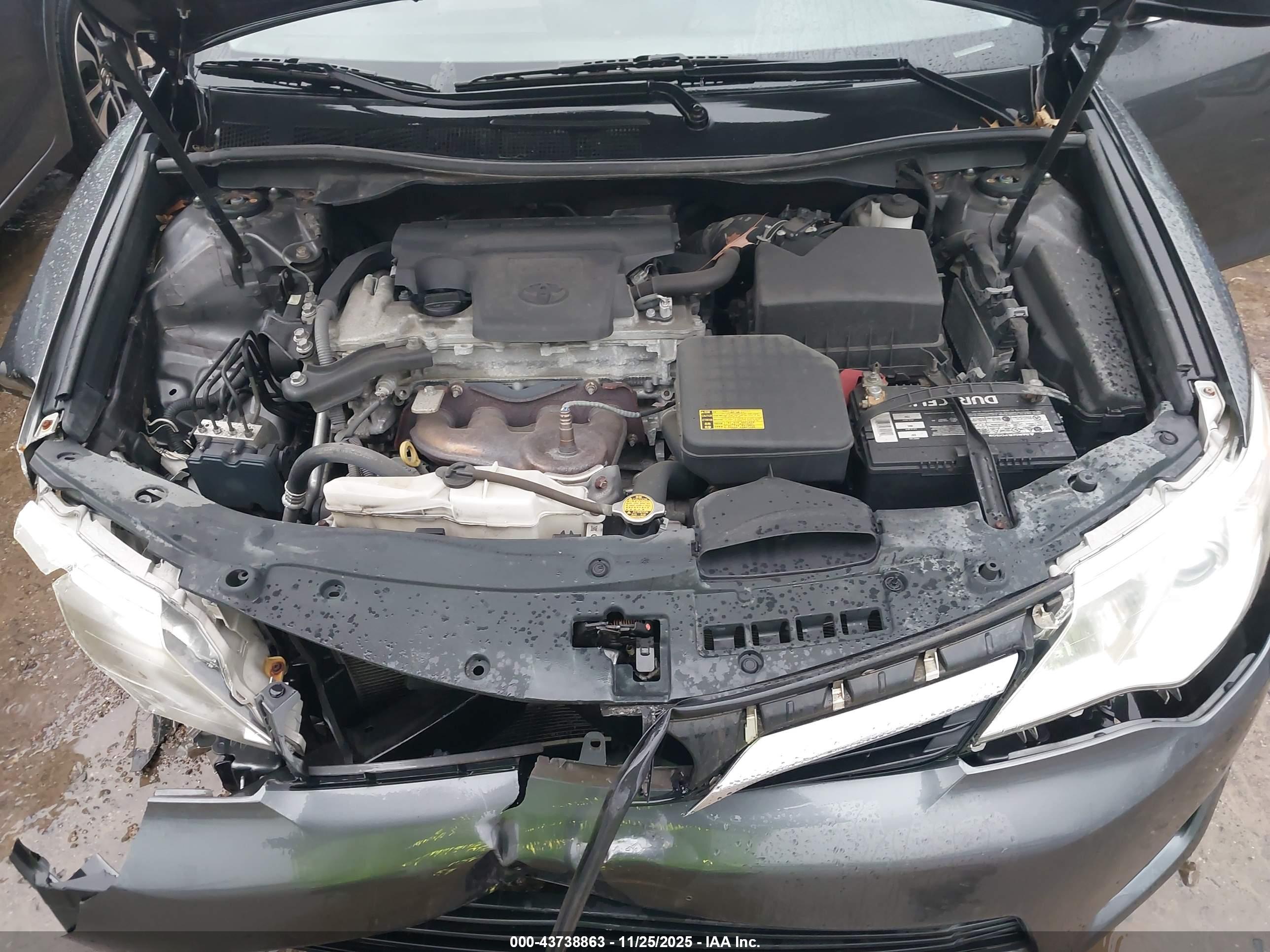 TOYOTA CAMRY image 10