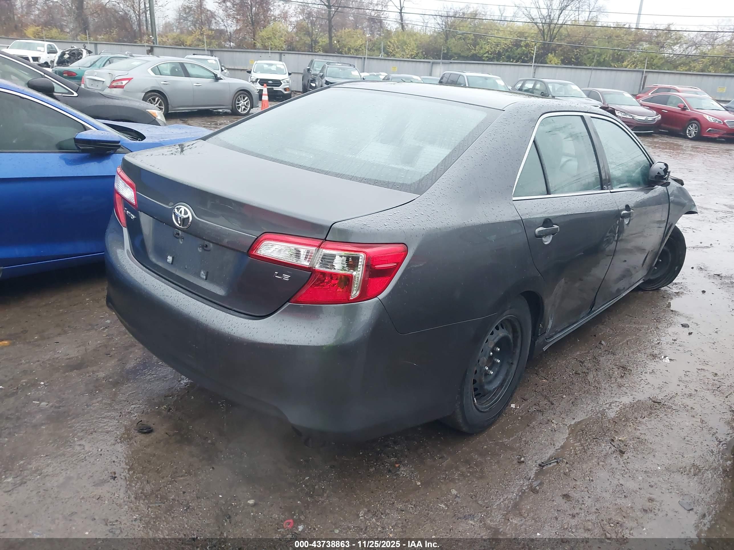 TOYOTA CAMRY image 4