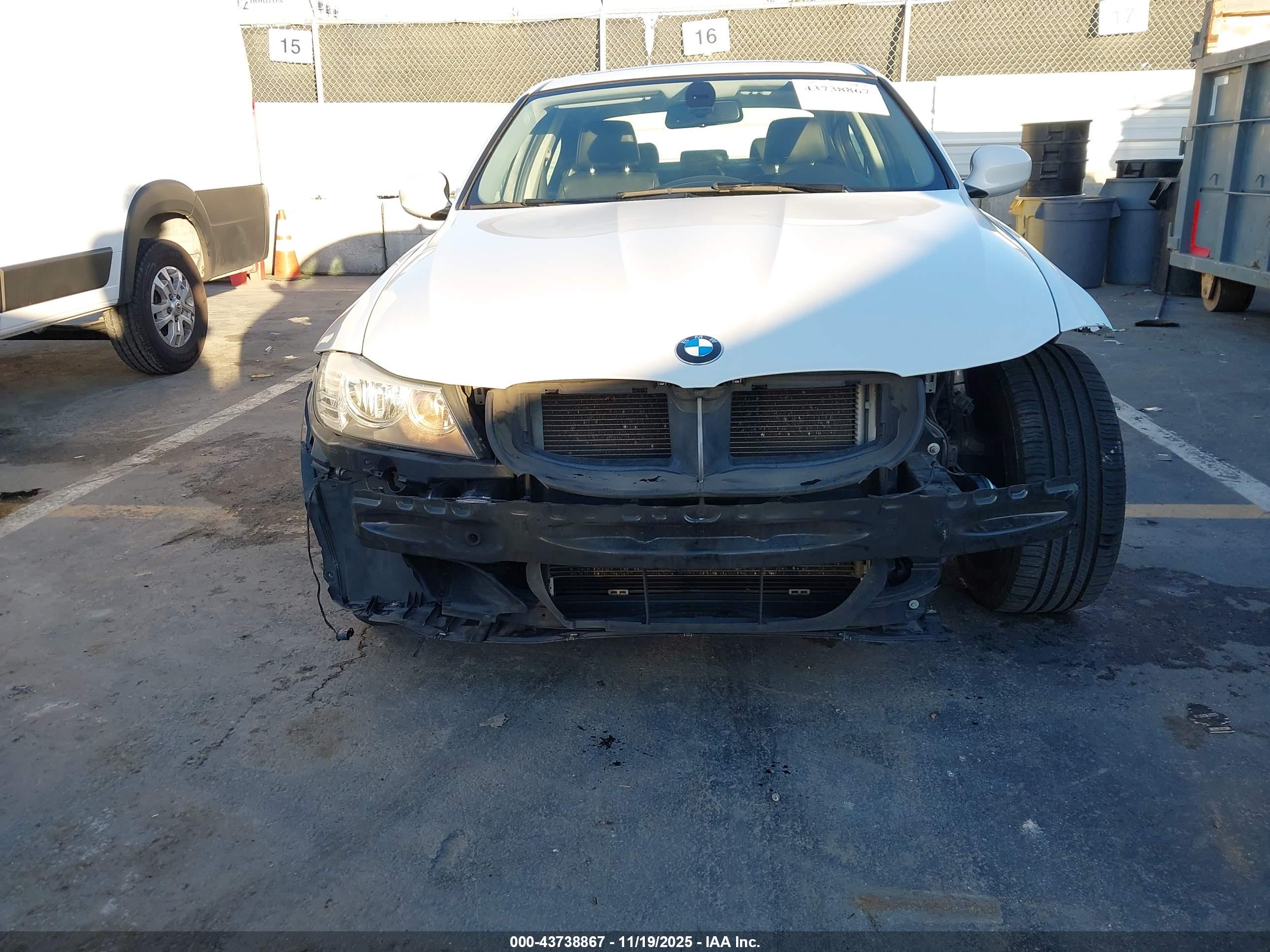 BMW 328I image 6