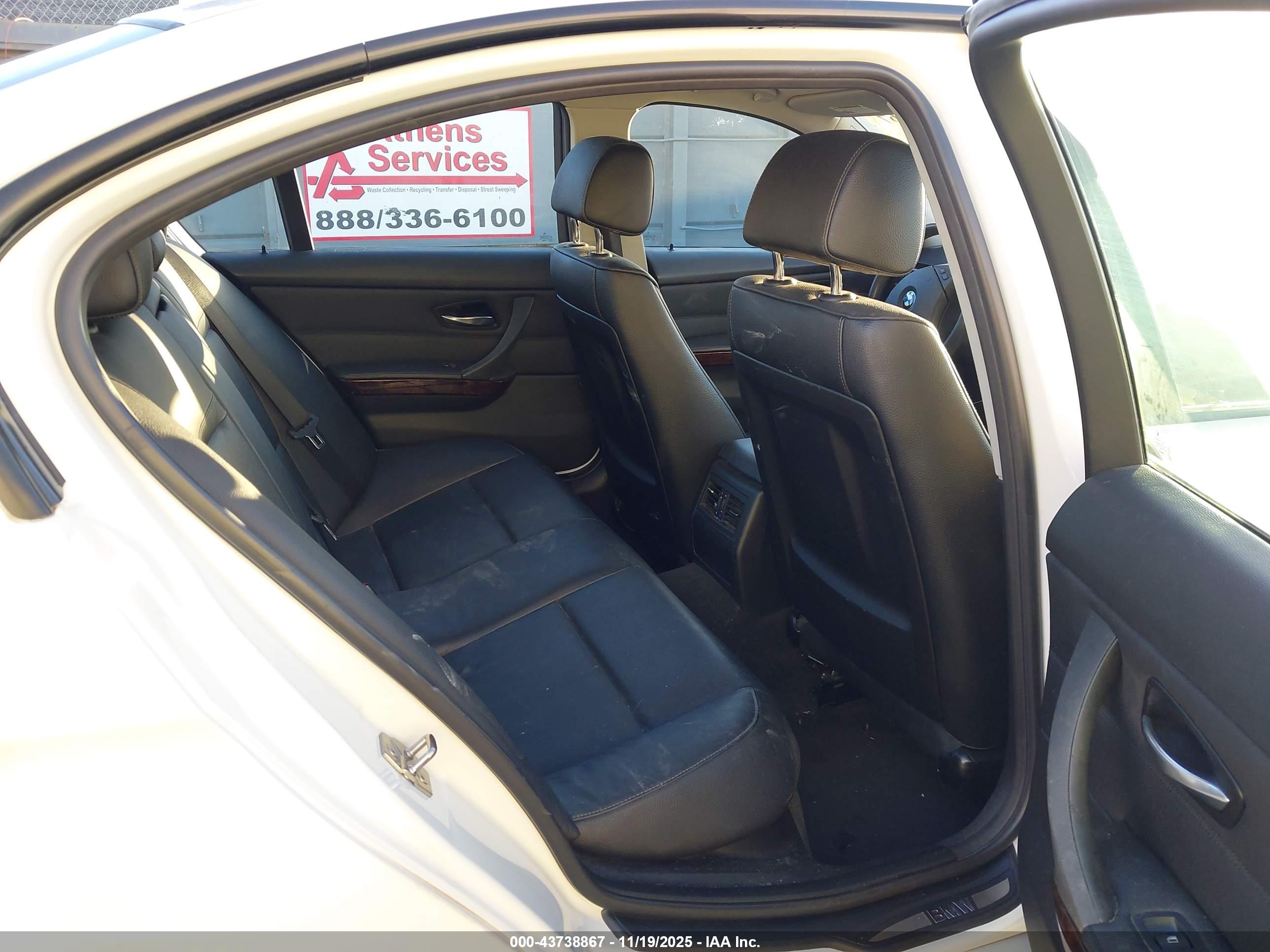 BMW 328I image 8