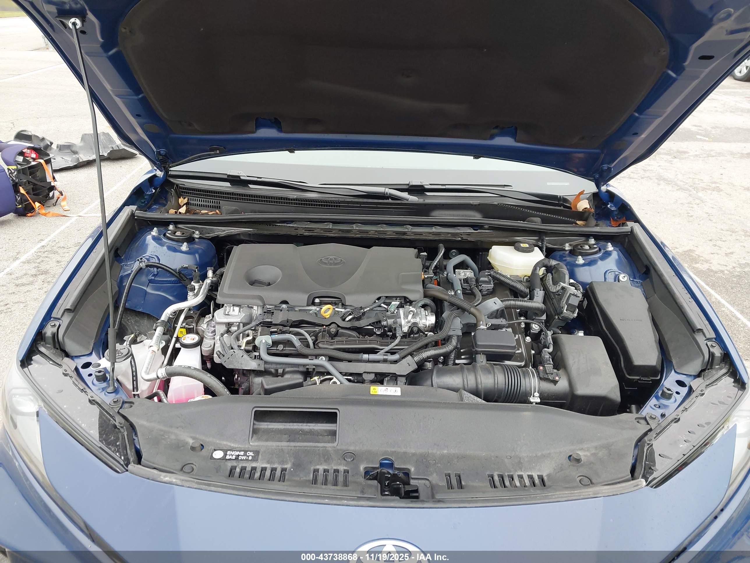 TOYOTA CAMRY image 10