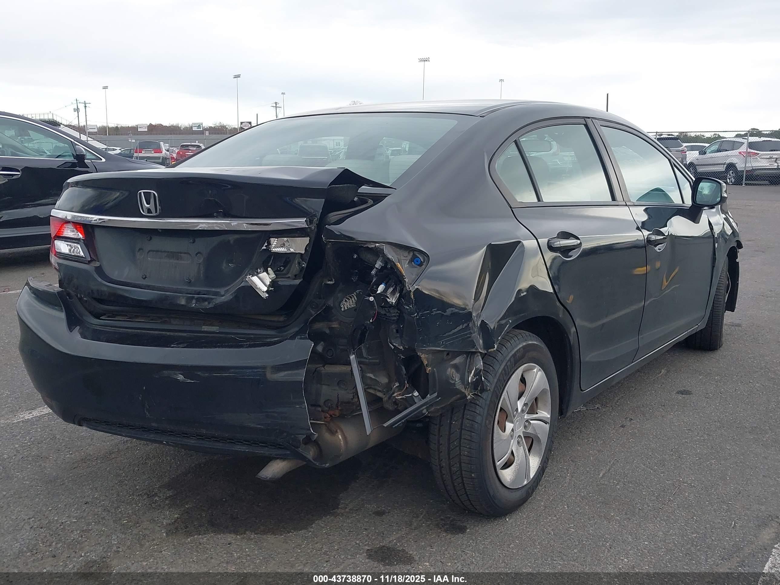 HONDA CIVIC image 4