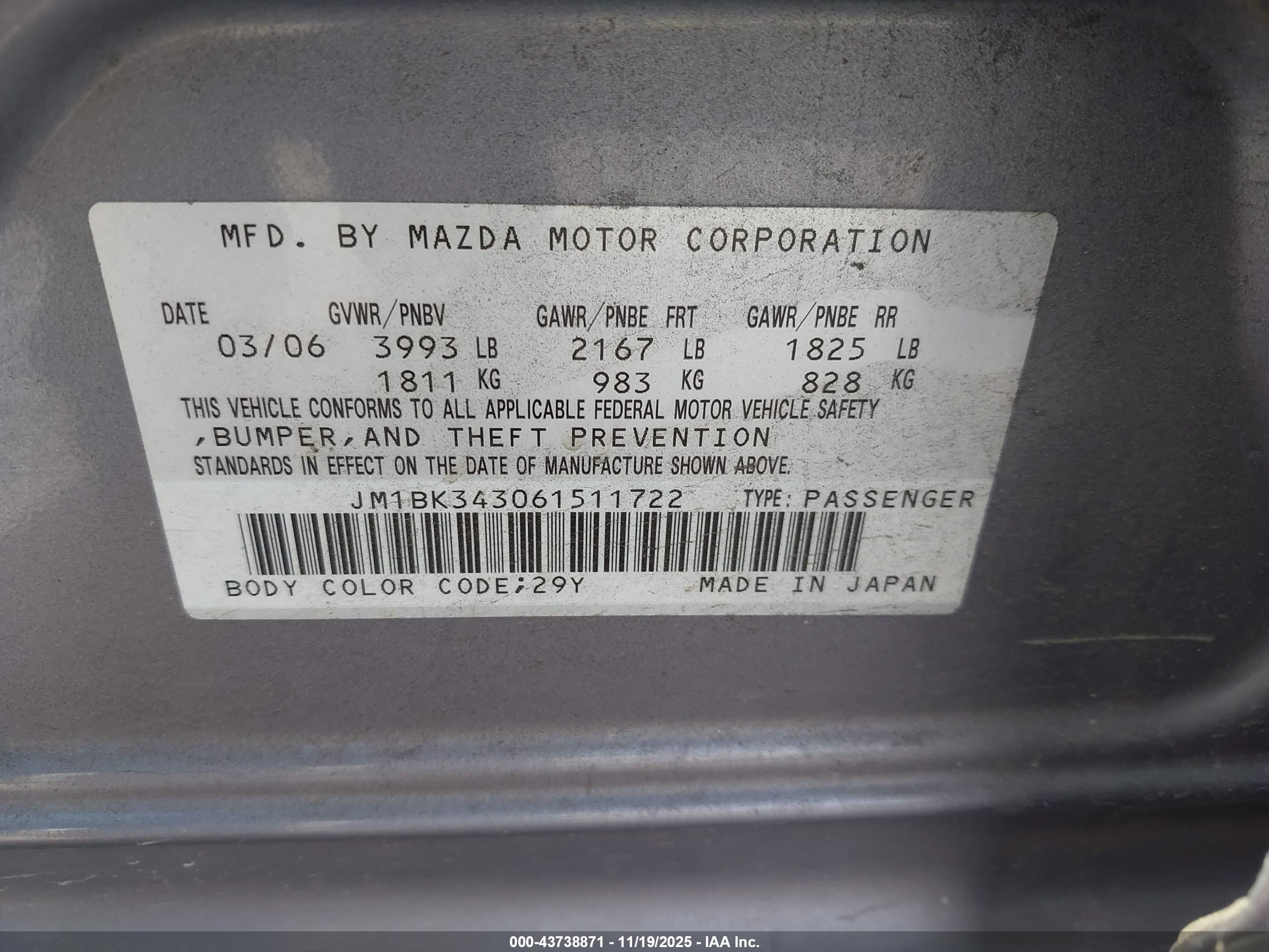 MAZDA MAZDA3 image 9