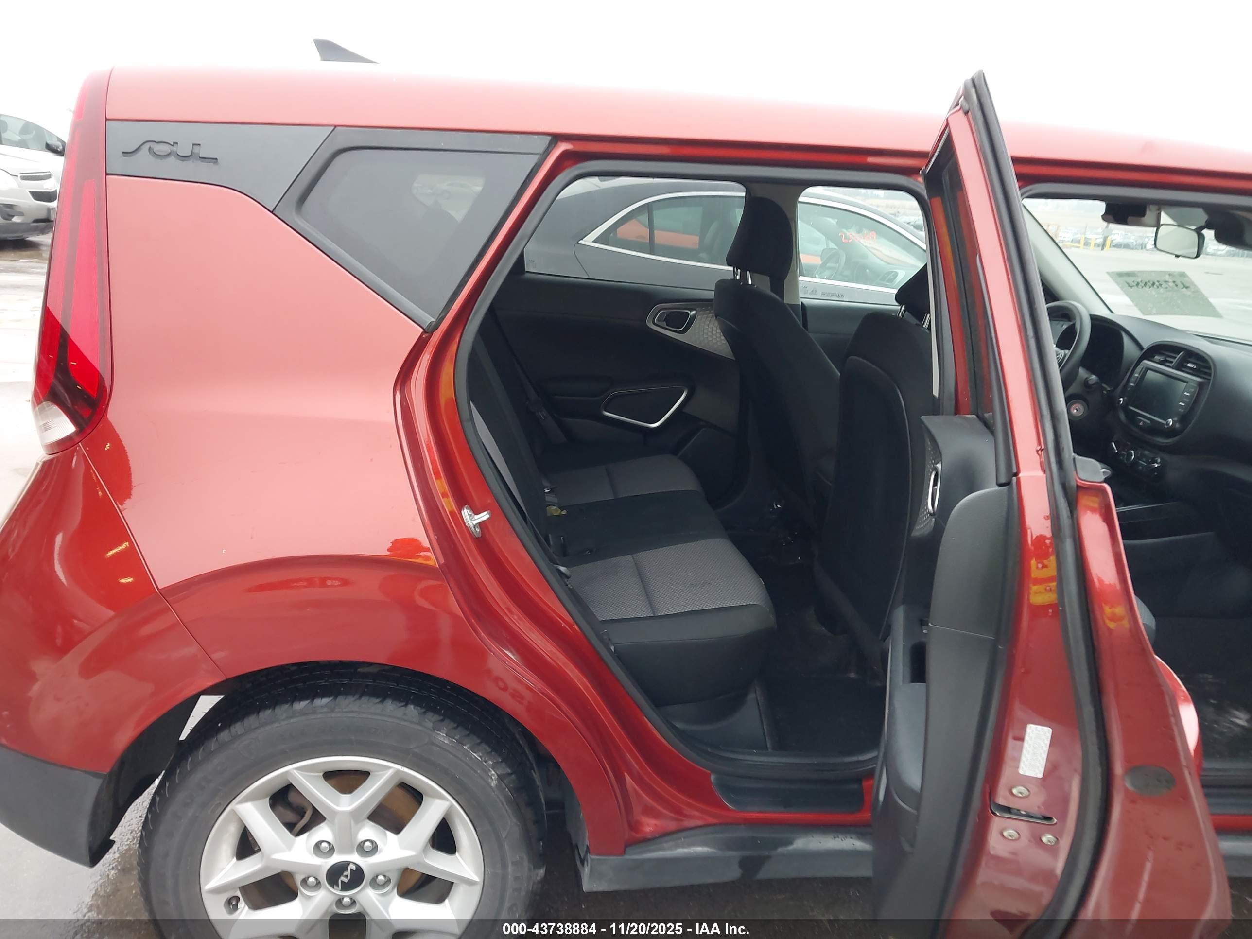 KIA SOUL image 8