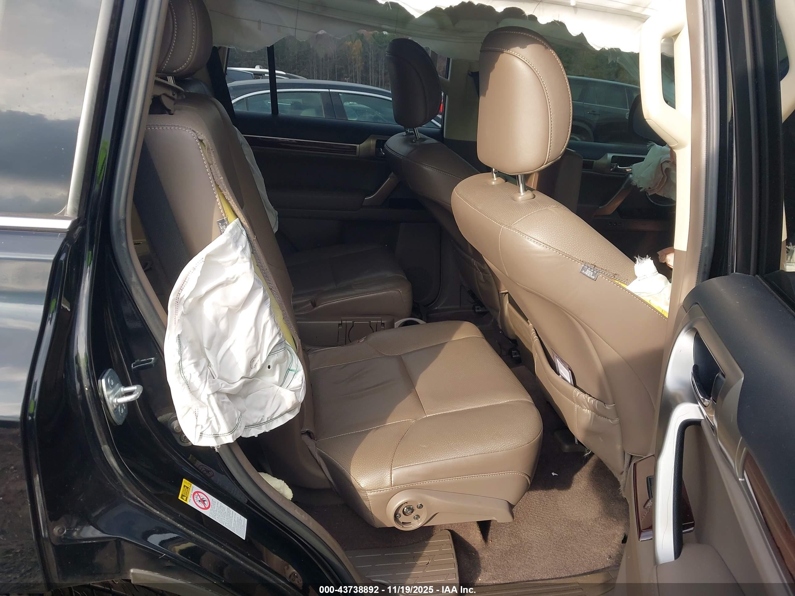 LEXUS GX image 8