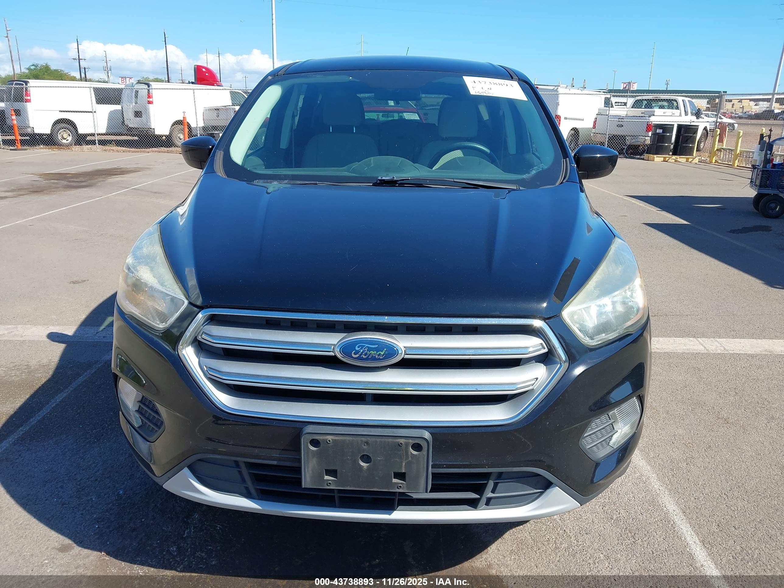 FORD ESCAPE image 6