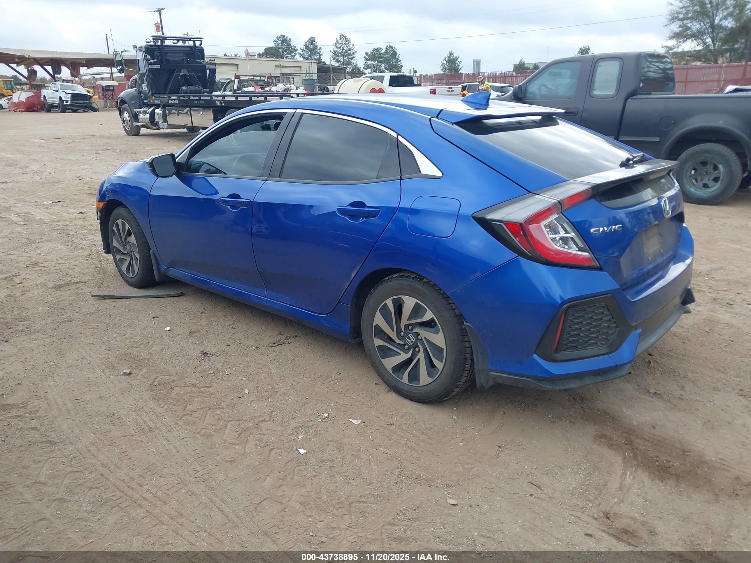 HONDA CIVIC image 3