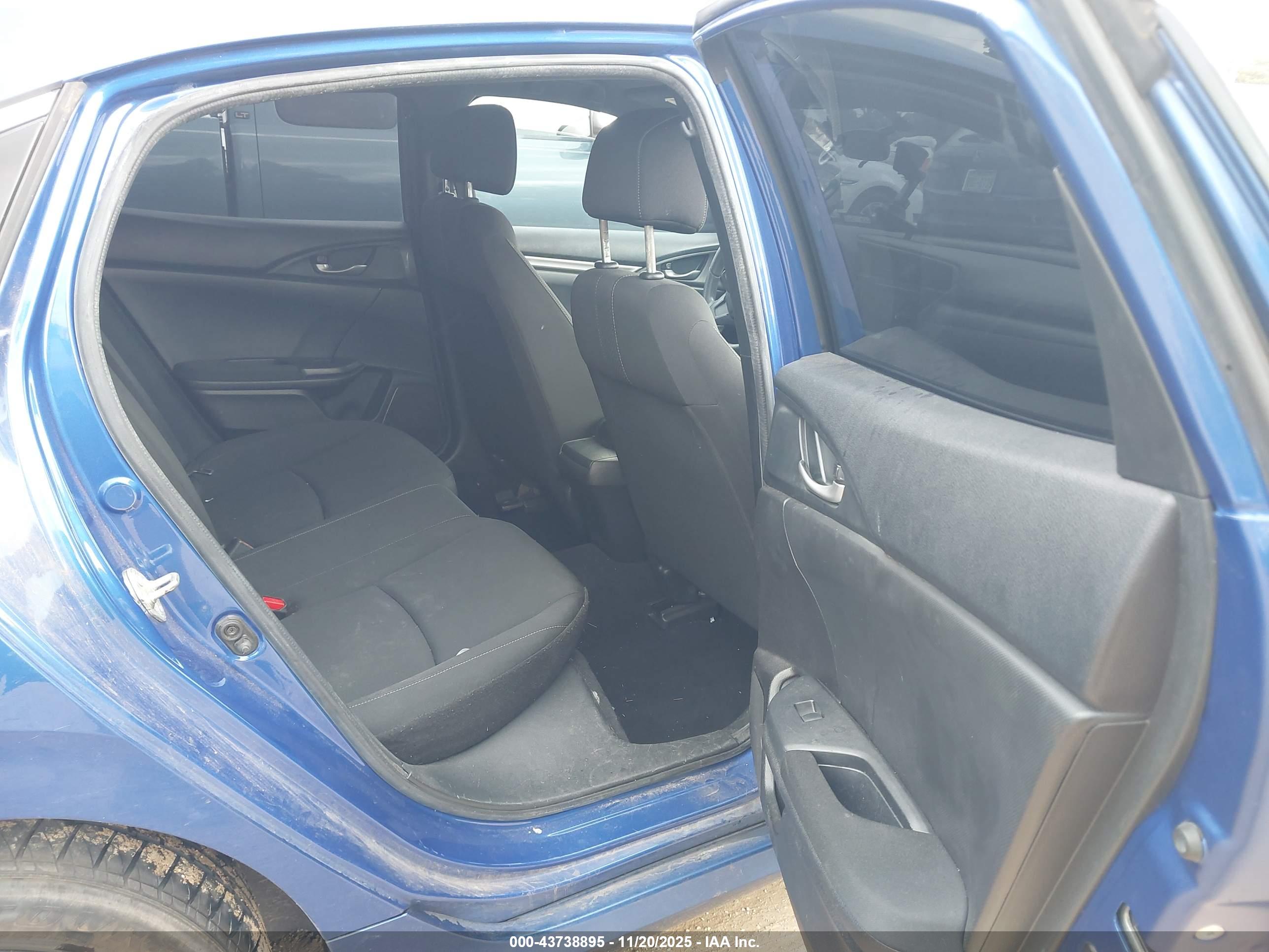 HONDA CIVIC image 8