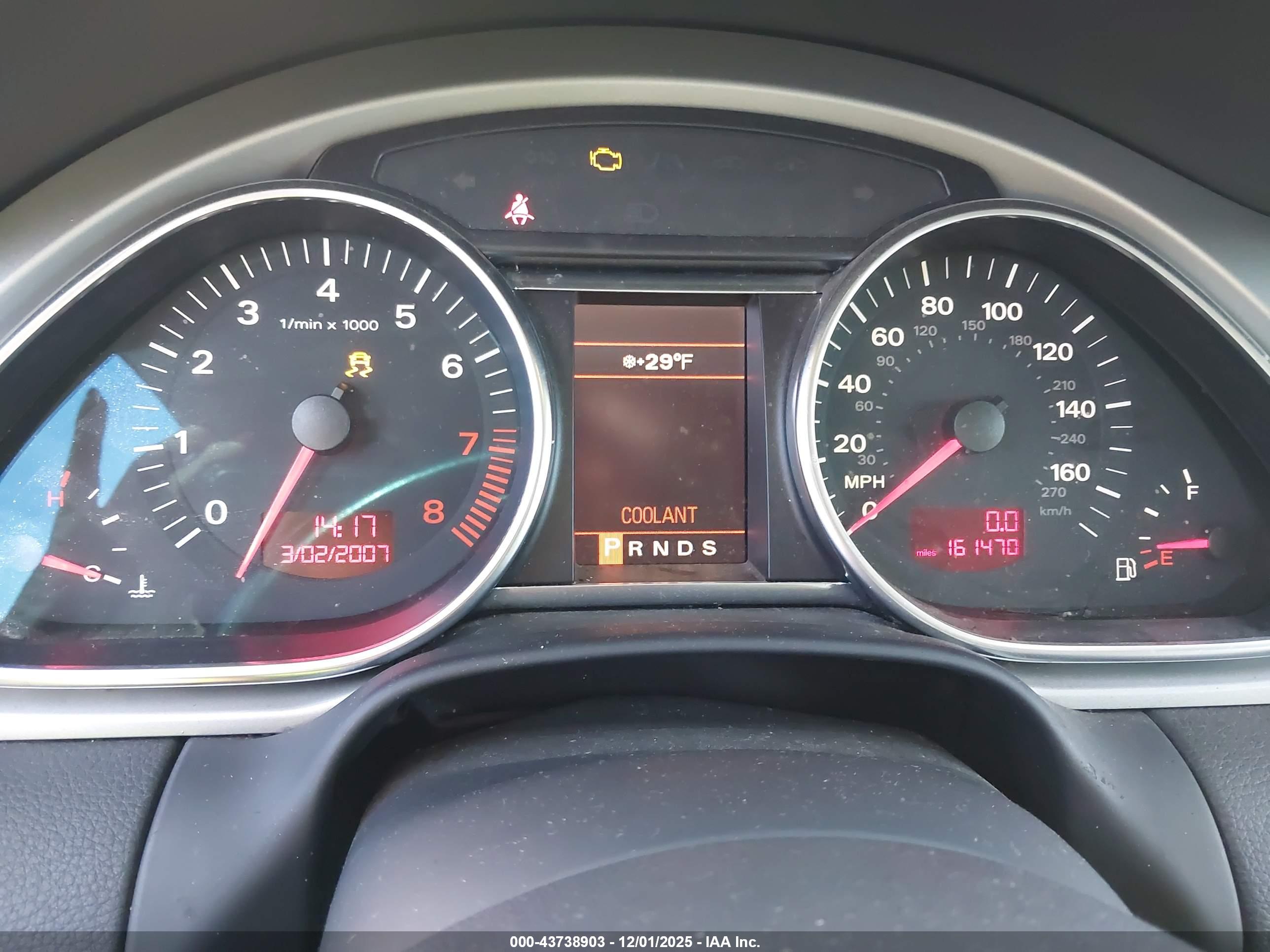 AUDI Q7 image 7
