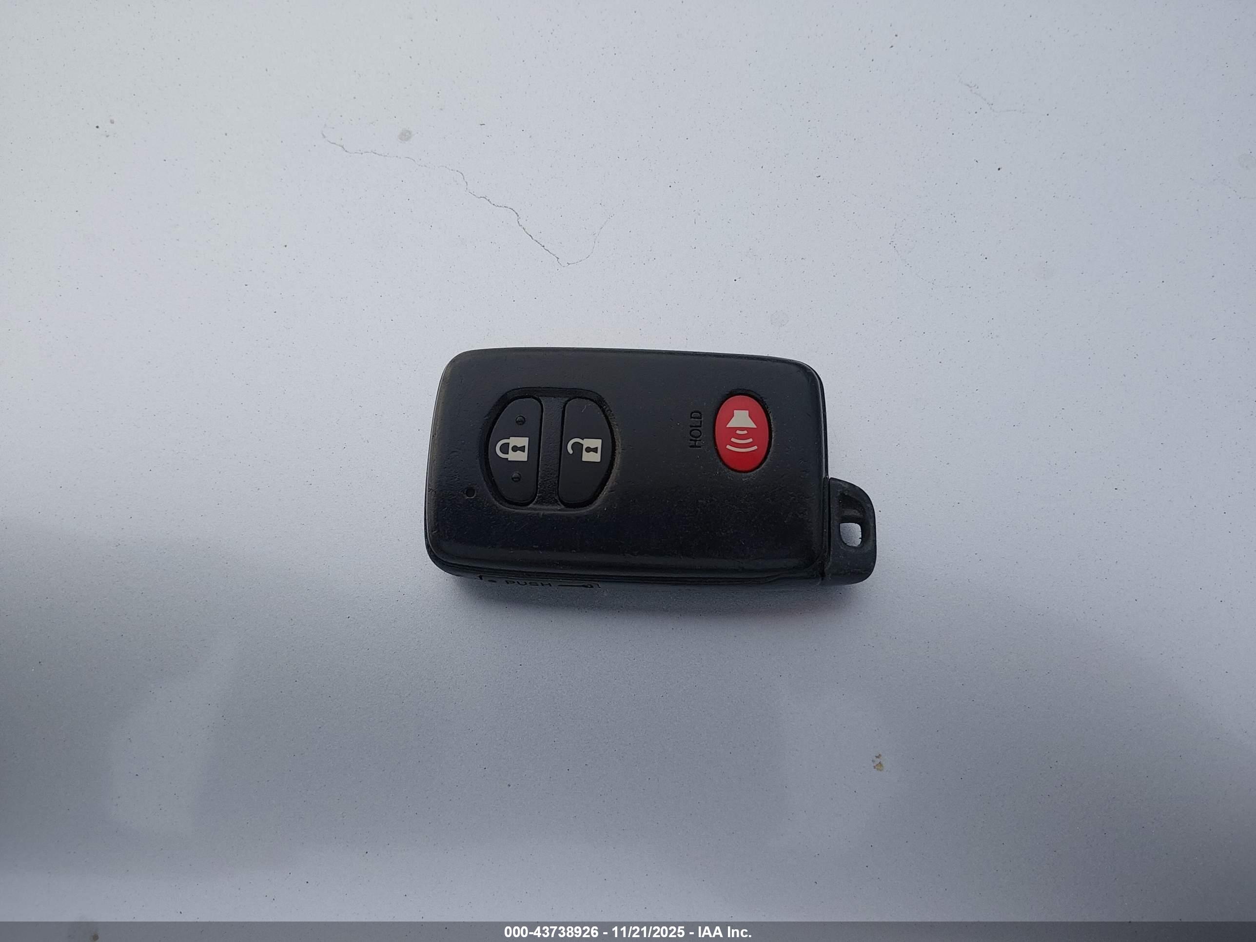 TOYOTA PRIUS image 11