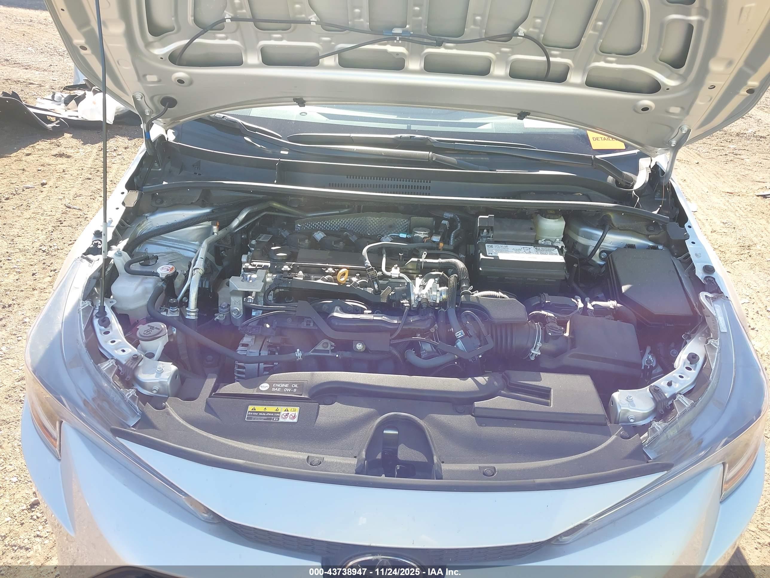 TOYOTA COROLLA image 10
