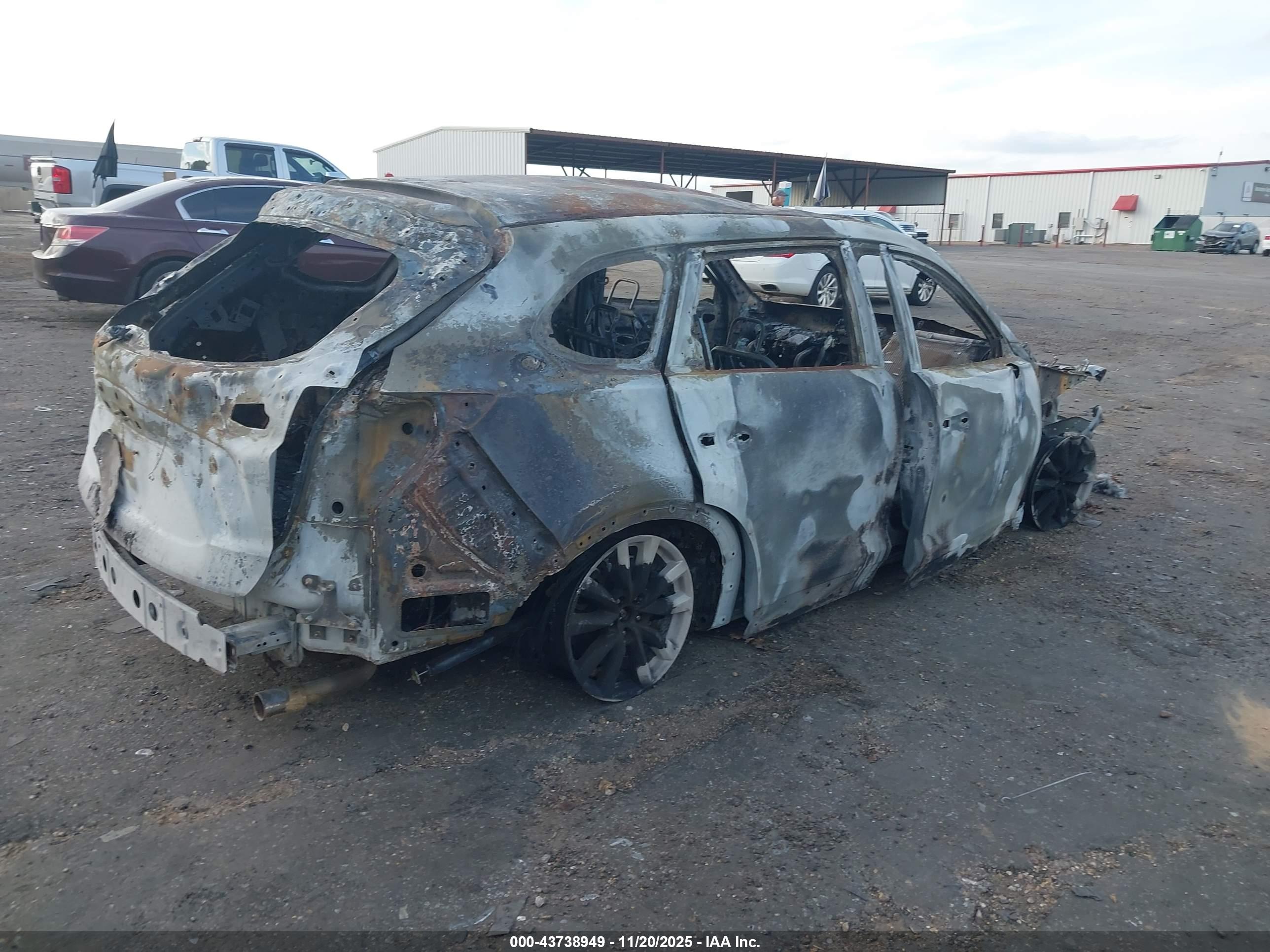 MAZDA CX-9 image 4