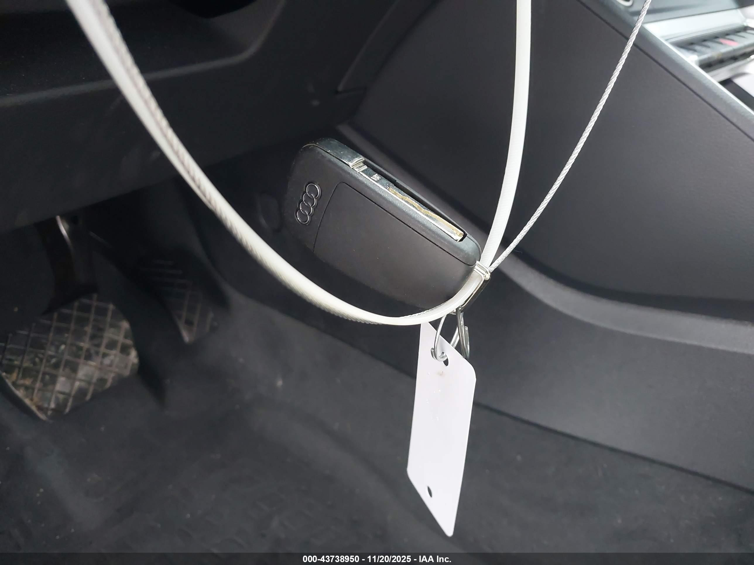 AUDI Q3 image 11