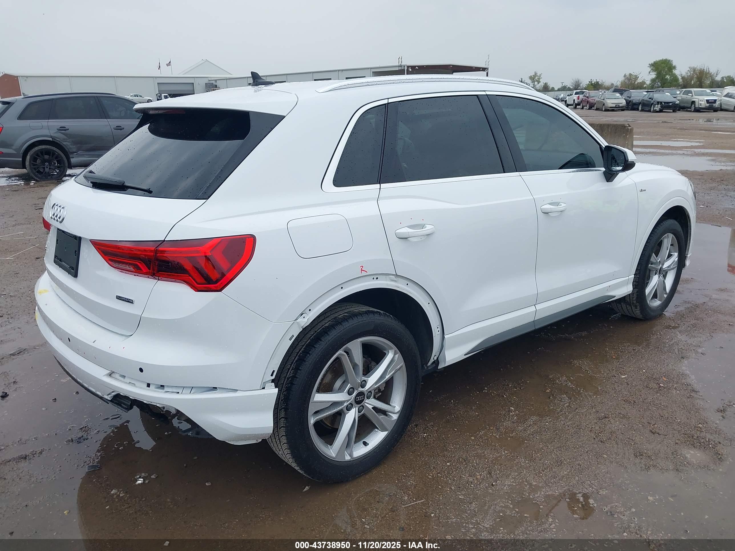 AUDI Q3 image 4