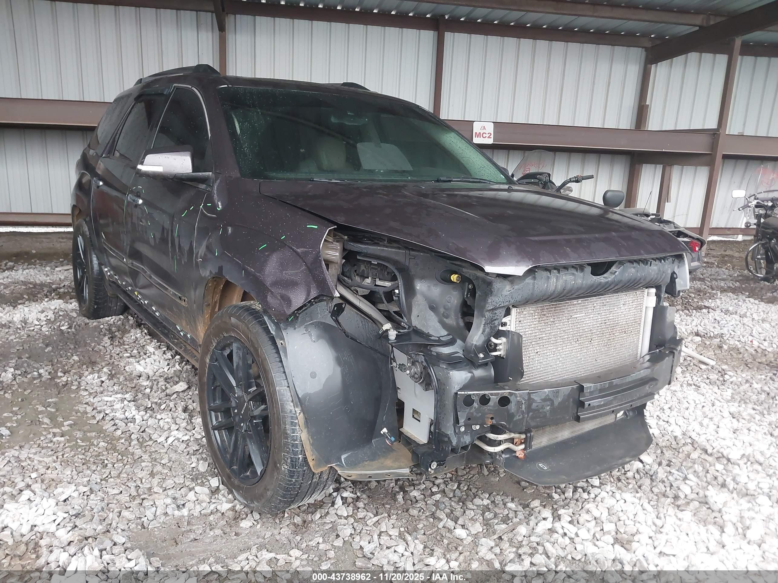 GMC ACADIA image 6