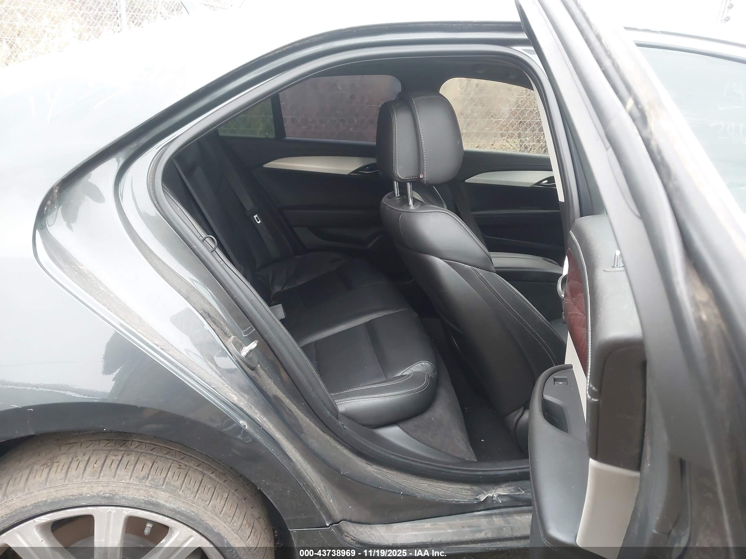 CADILLAC ATS image 8