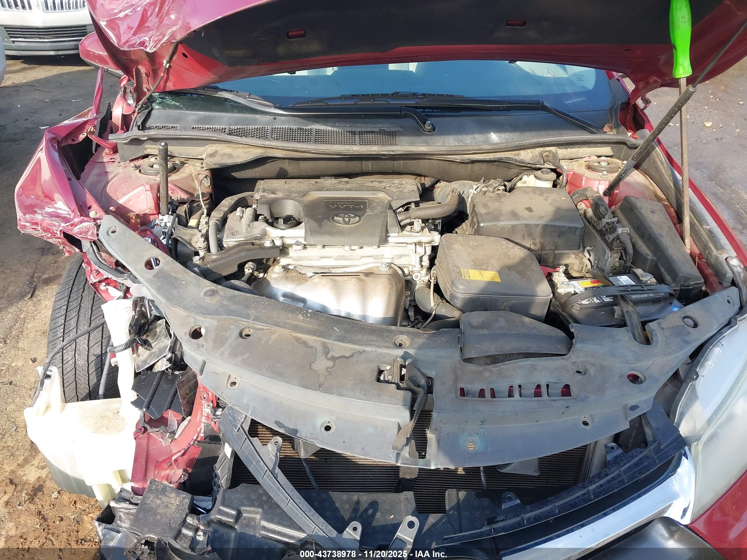 TOYOTA CAMRY image 10