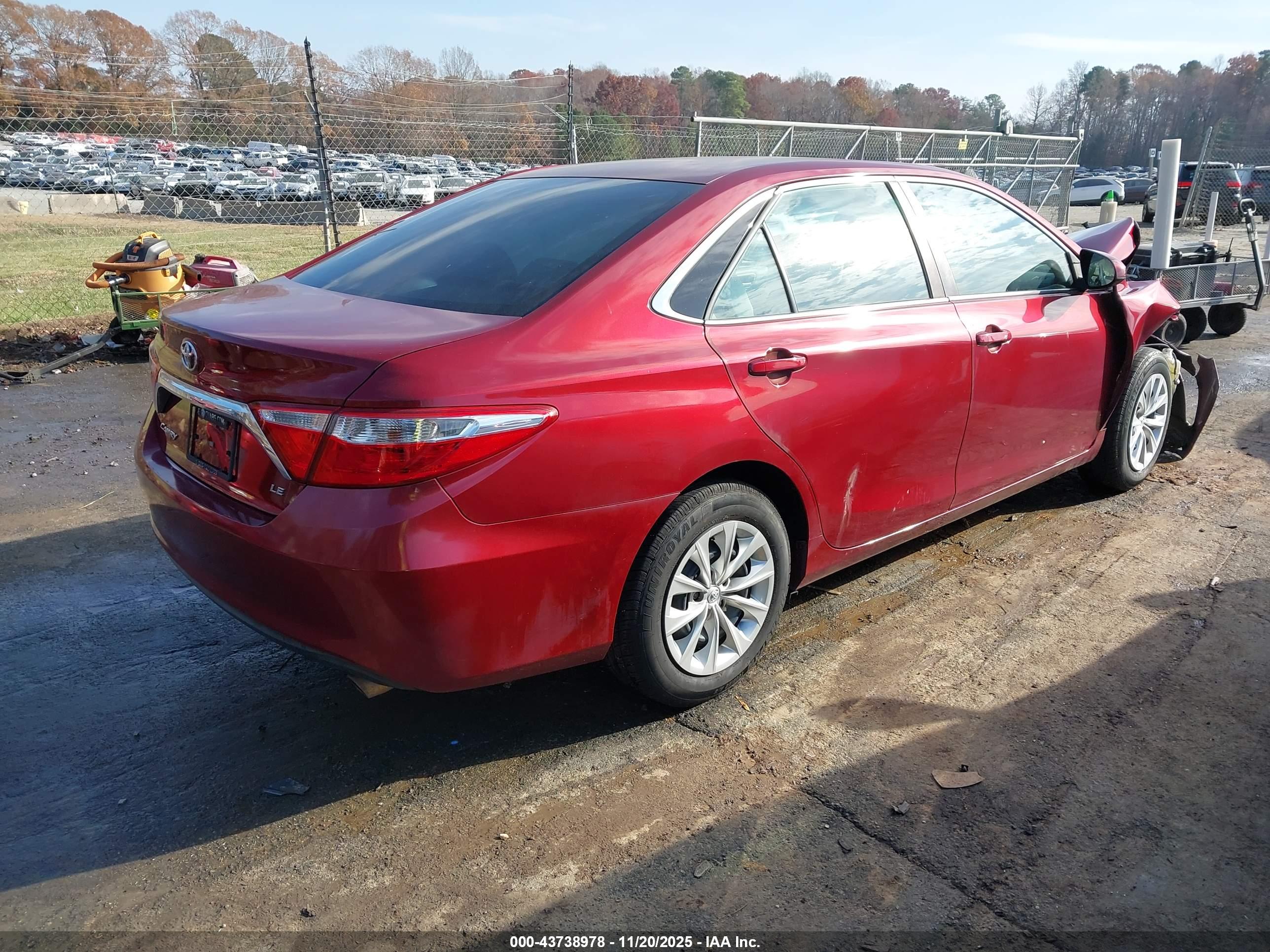 TOYOTA CAMRY image 4
