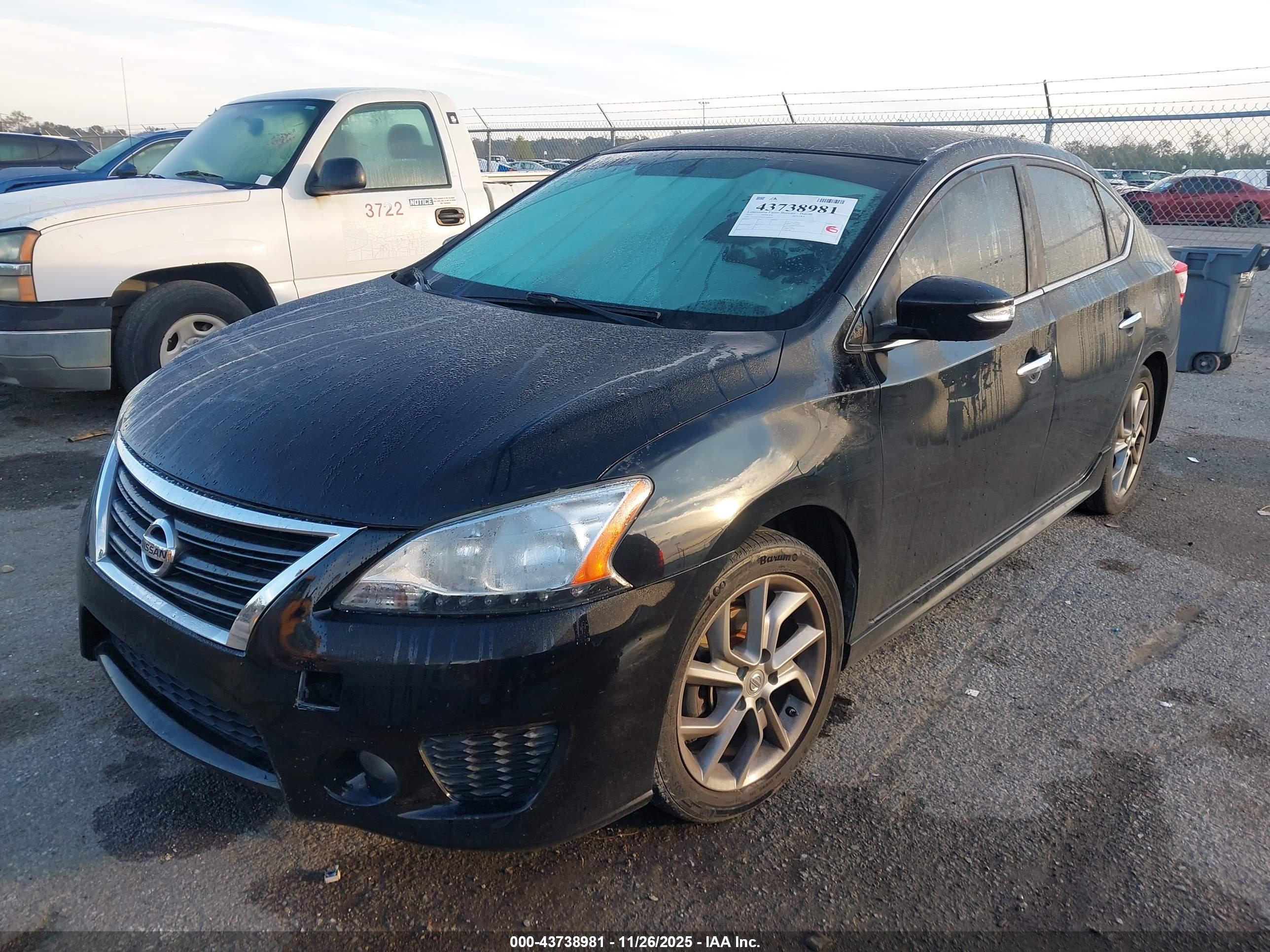 NISSAN SENTRA image 2