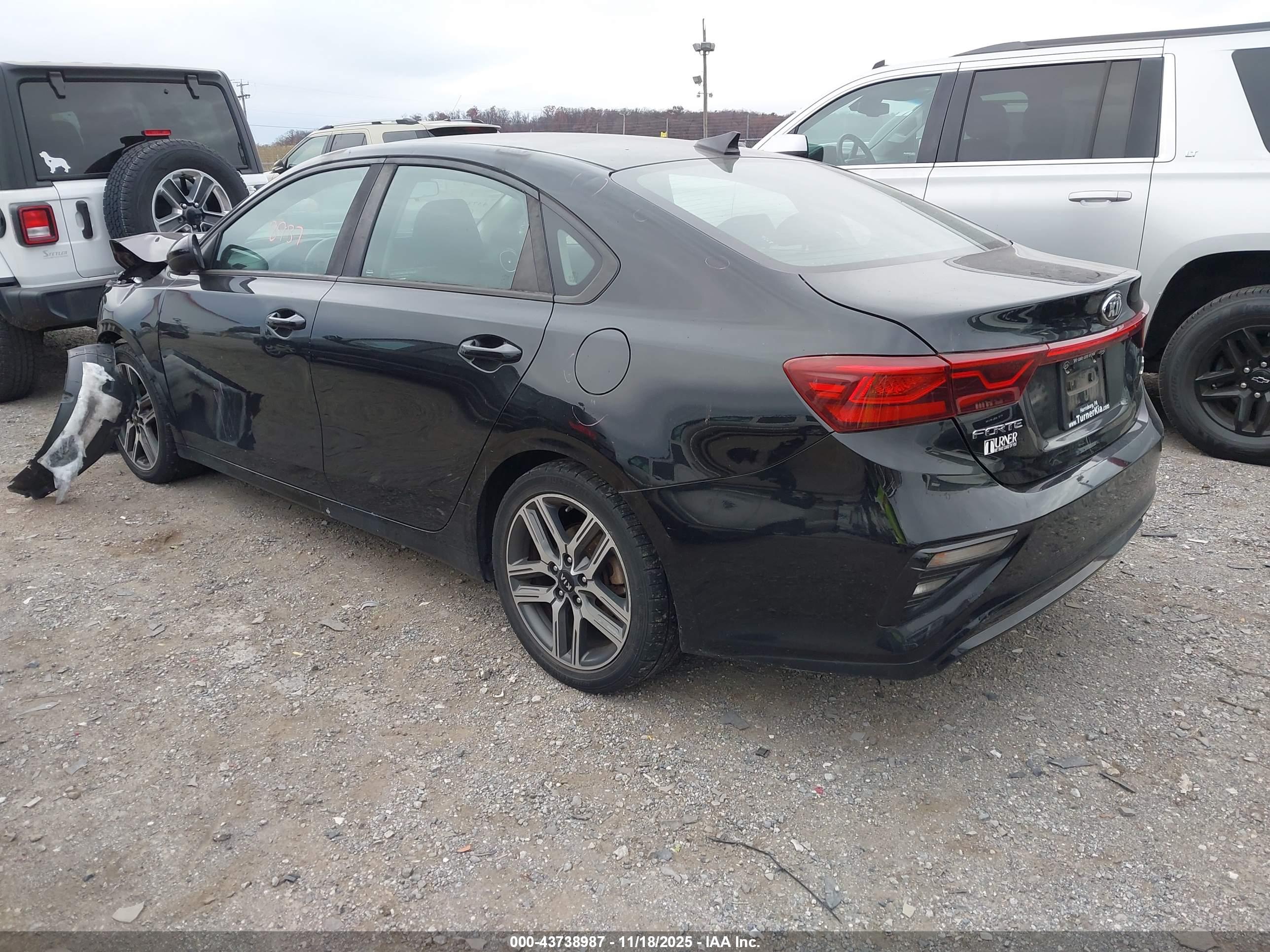 KIA FORTE image 3