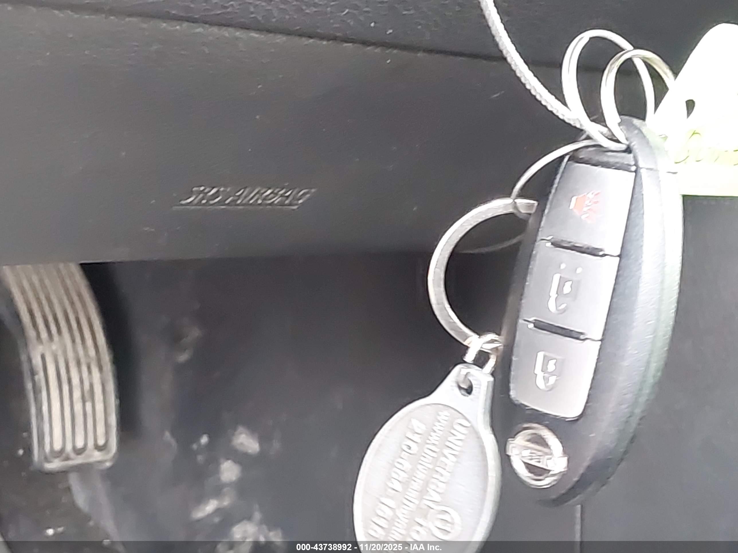 NISSAN MURANO image 11