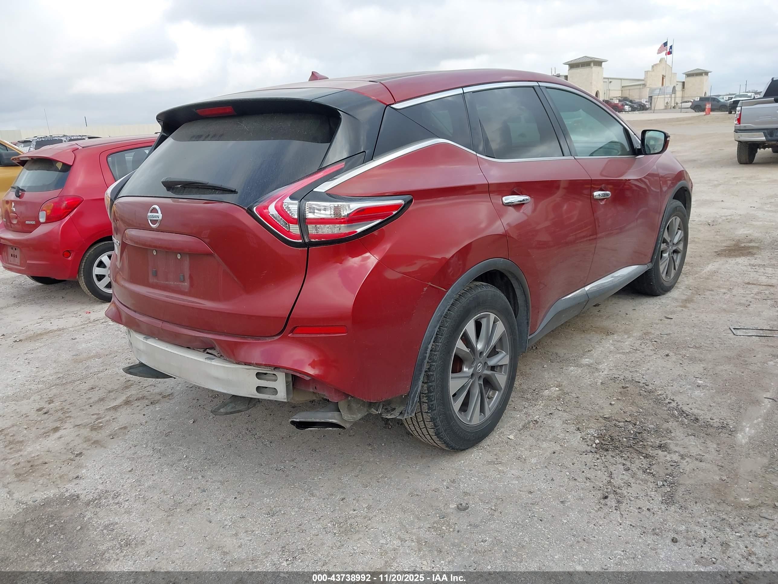 NISSAN MURANO image 4