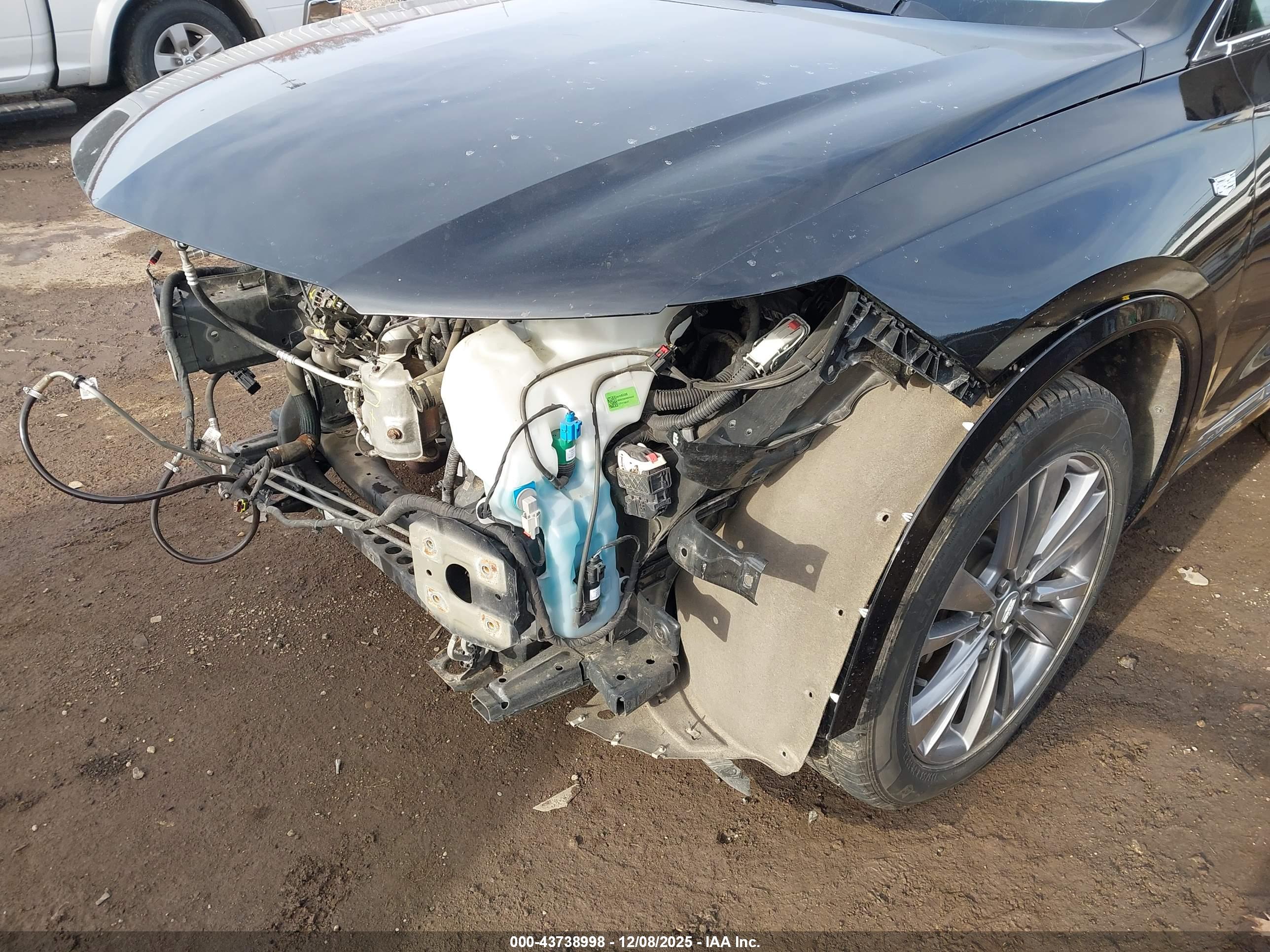 CADILLAC XT6 image 6