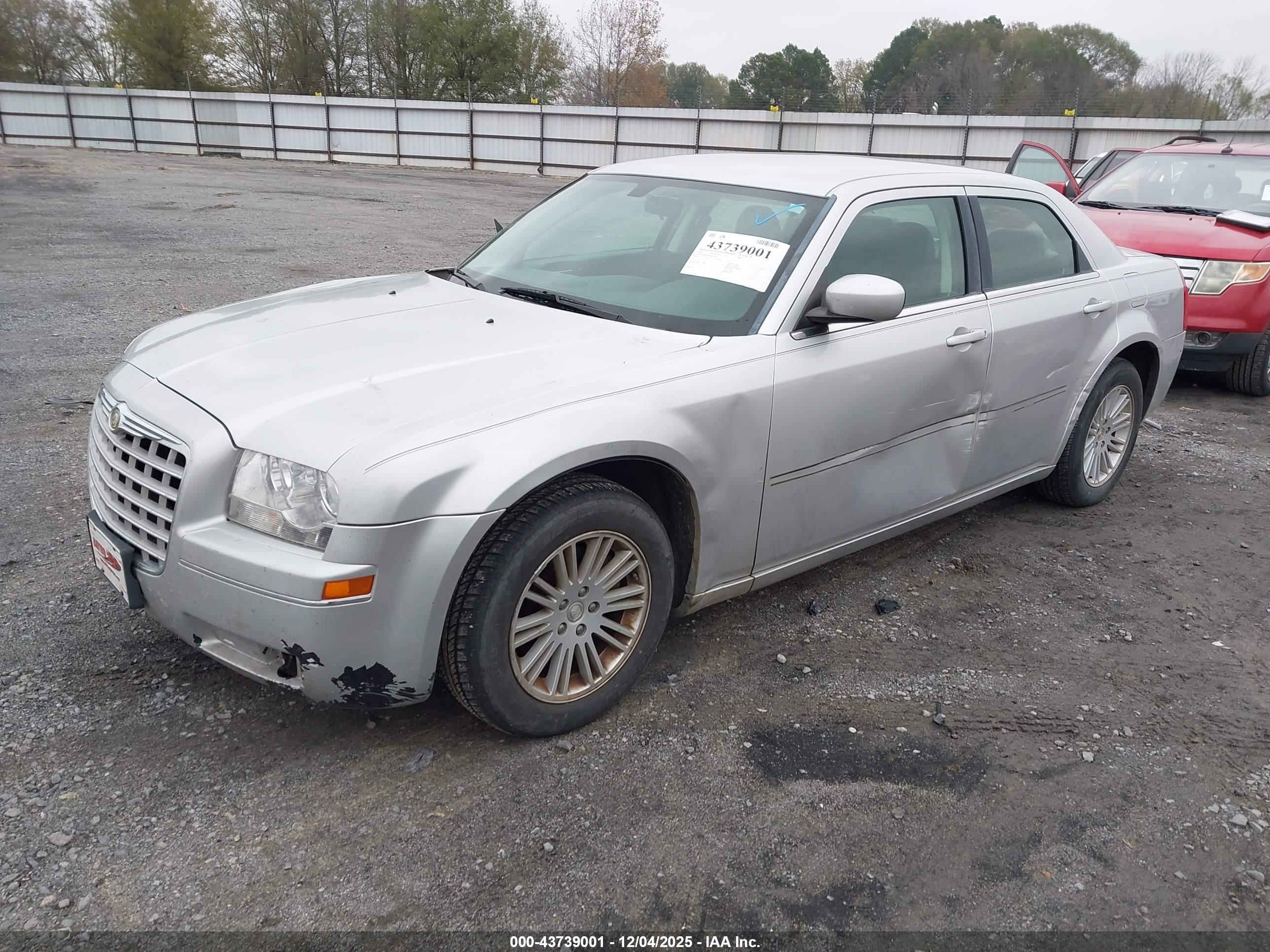 CHRYSLER 300 image 2