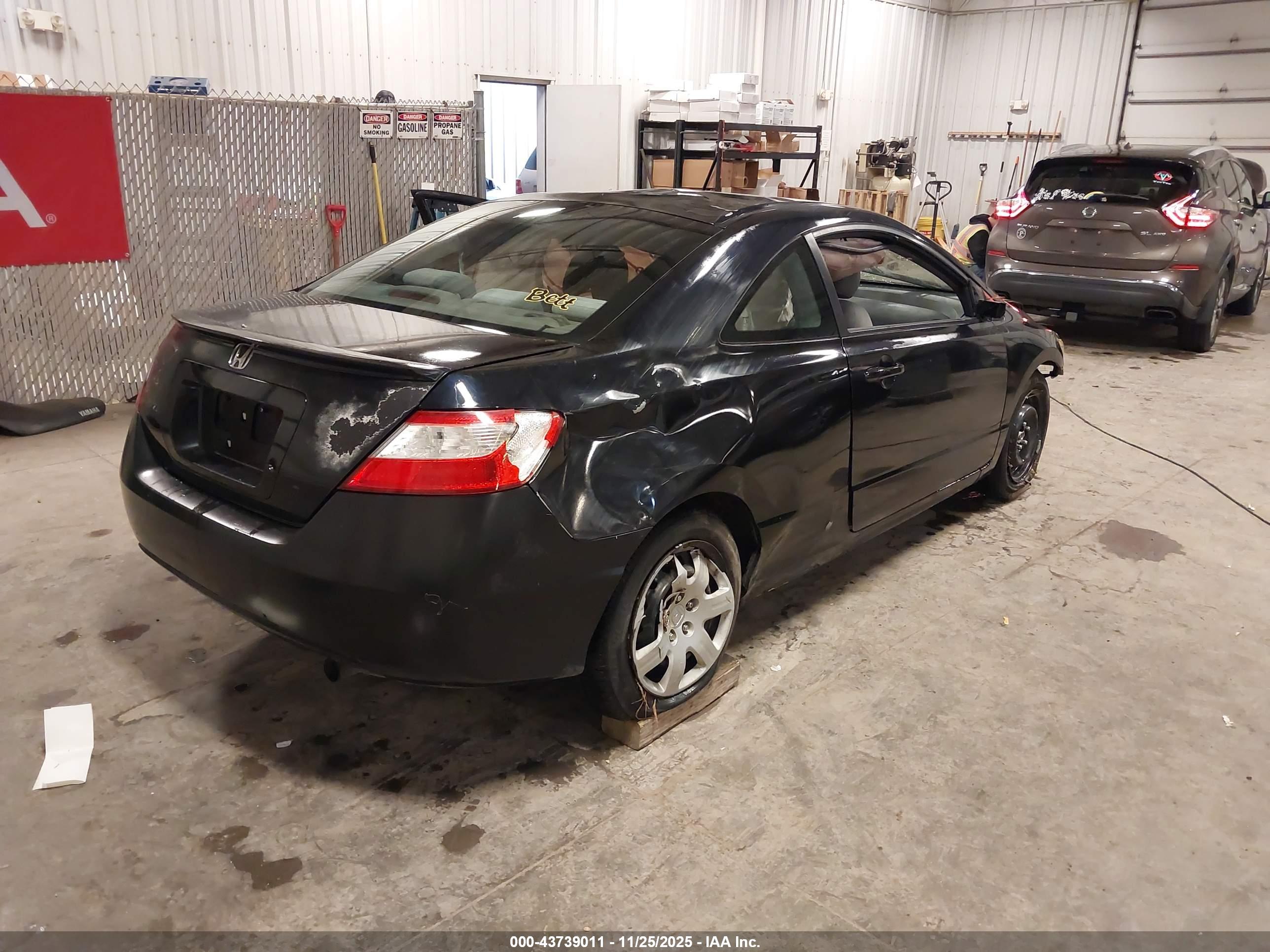 HONDA CIVIC image 4