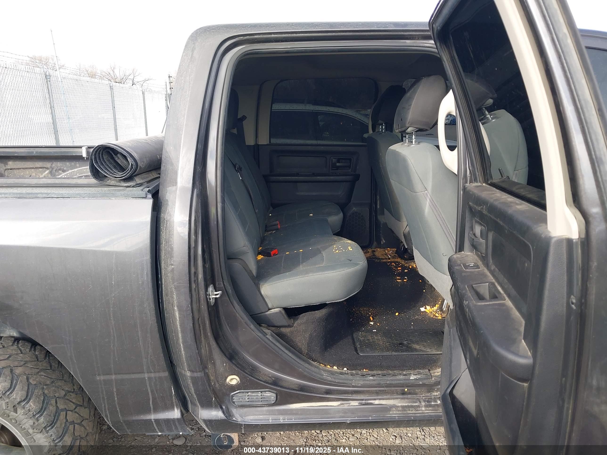 RAM 1500 image 8