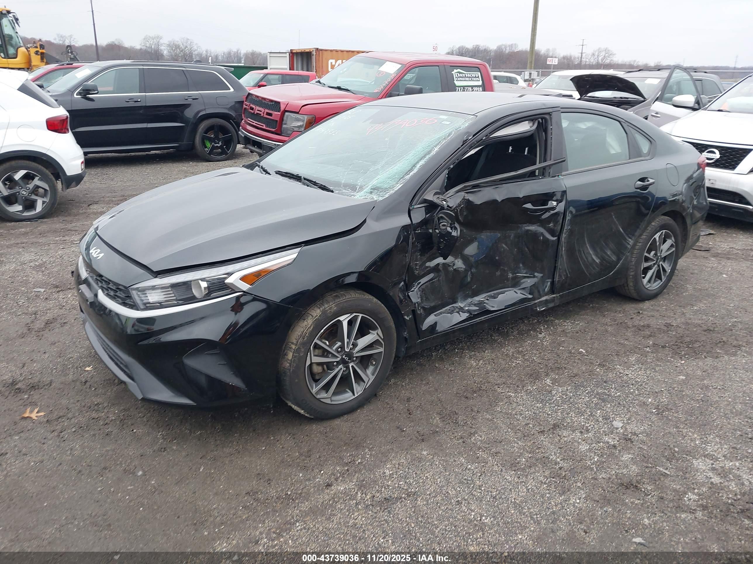 KIA FORTE image 2