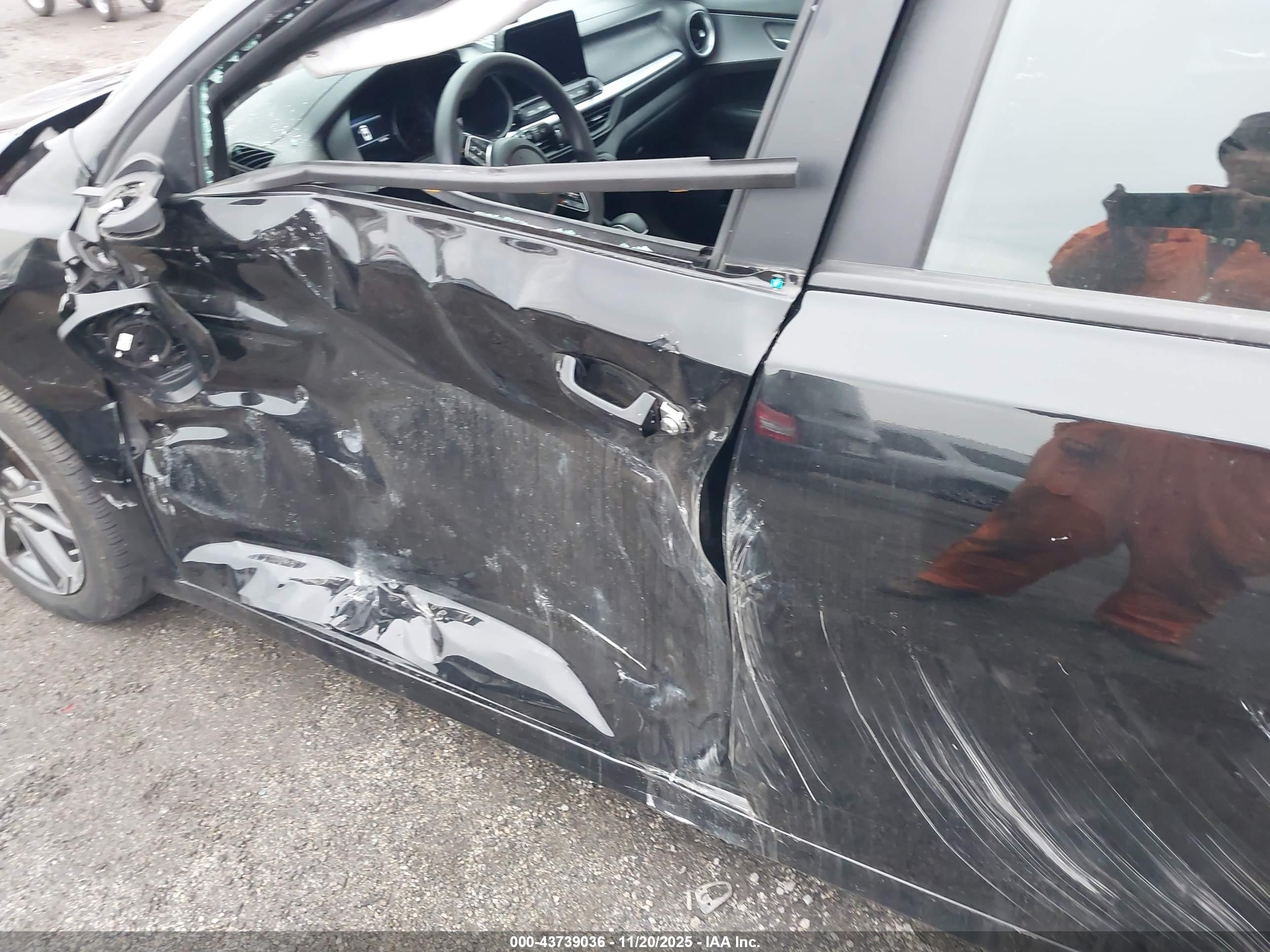 KIA FORTE image 6