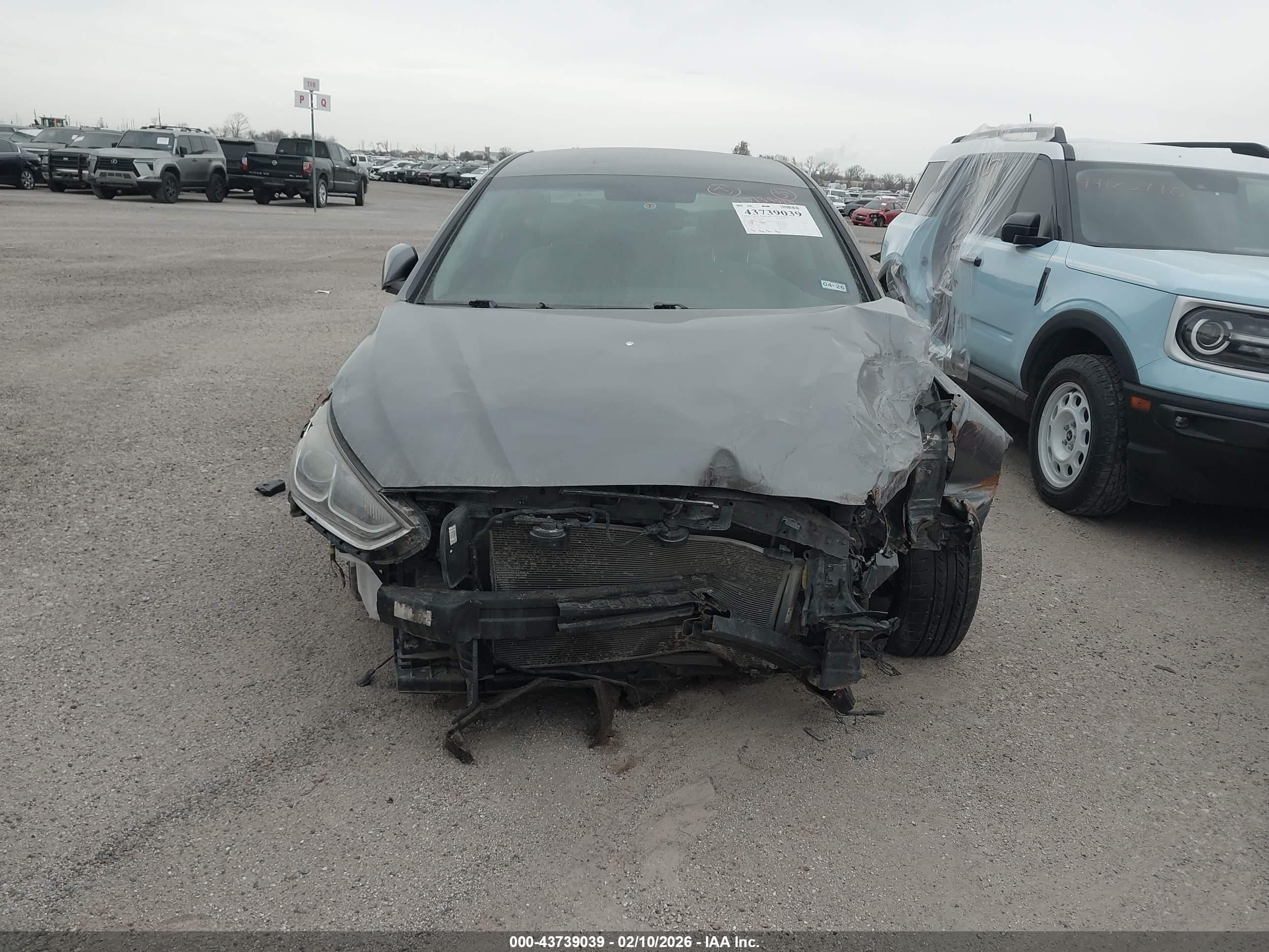 HYUNDAI SONATA image 6