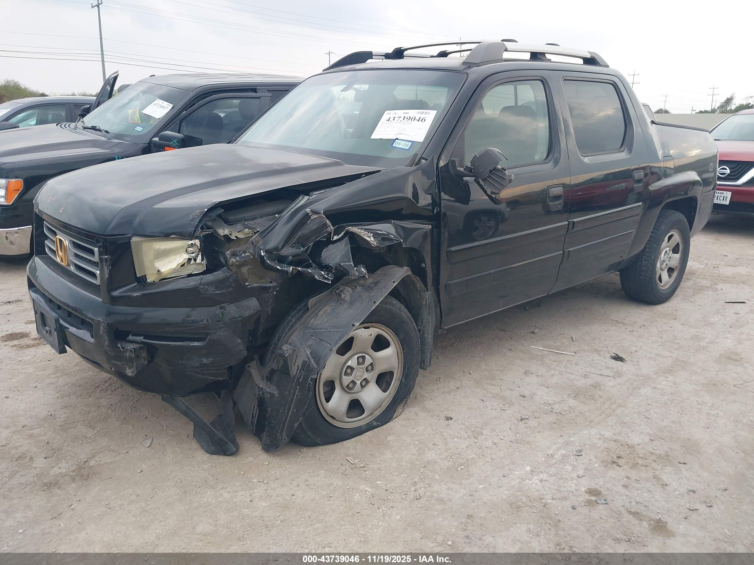 HONDA RIDGELINE image 2
