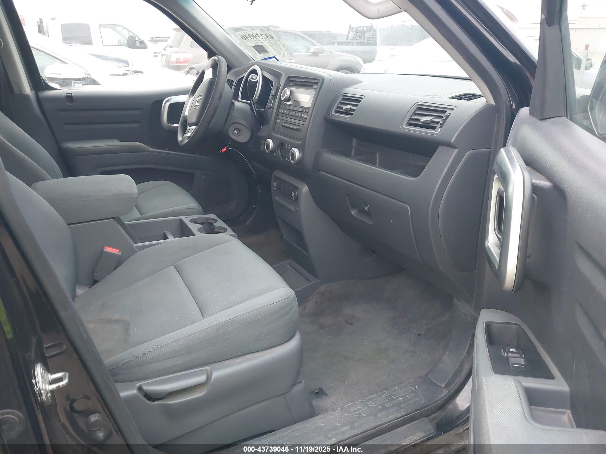 HONDA RIDGELINE image 5