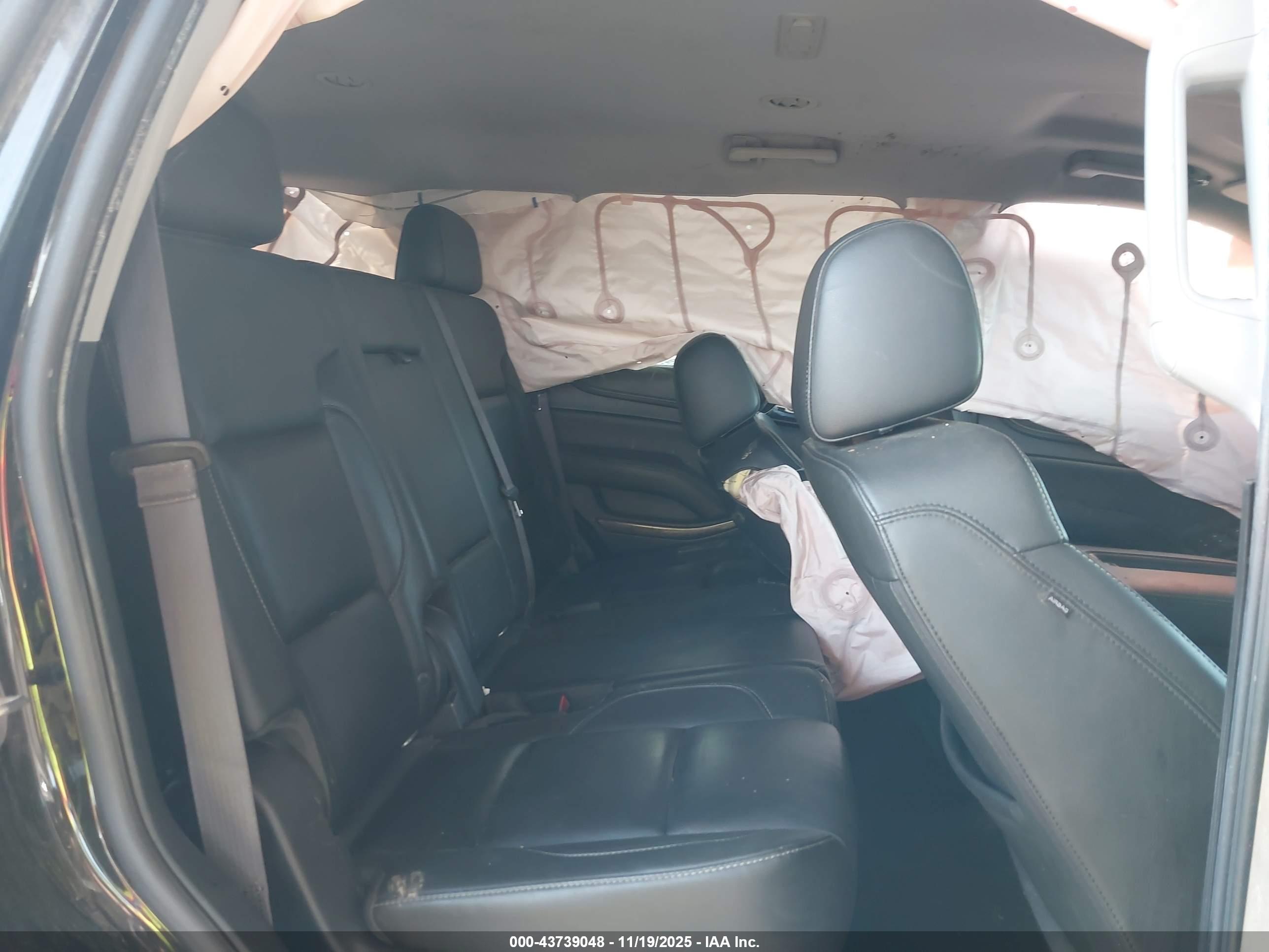 GMC YUKON image 8