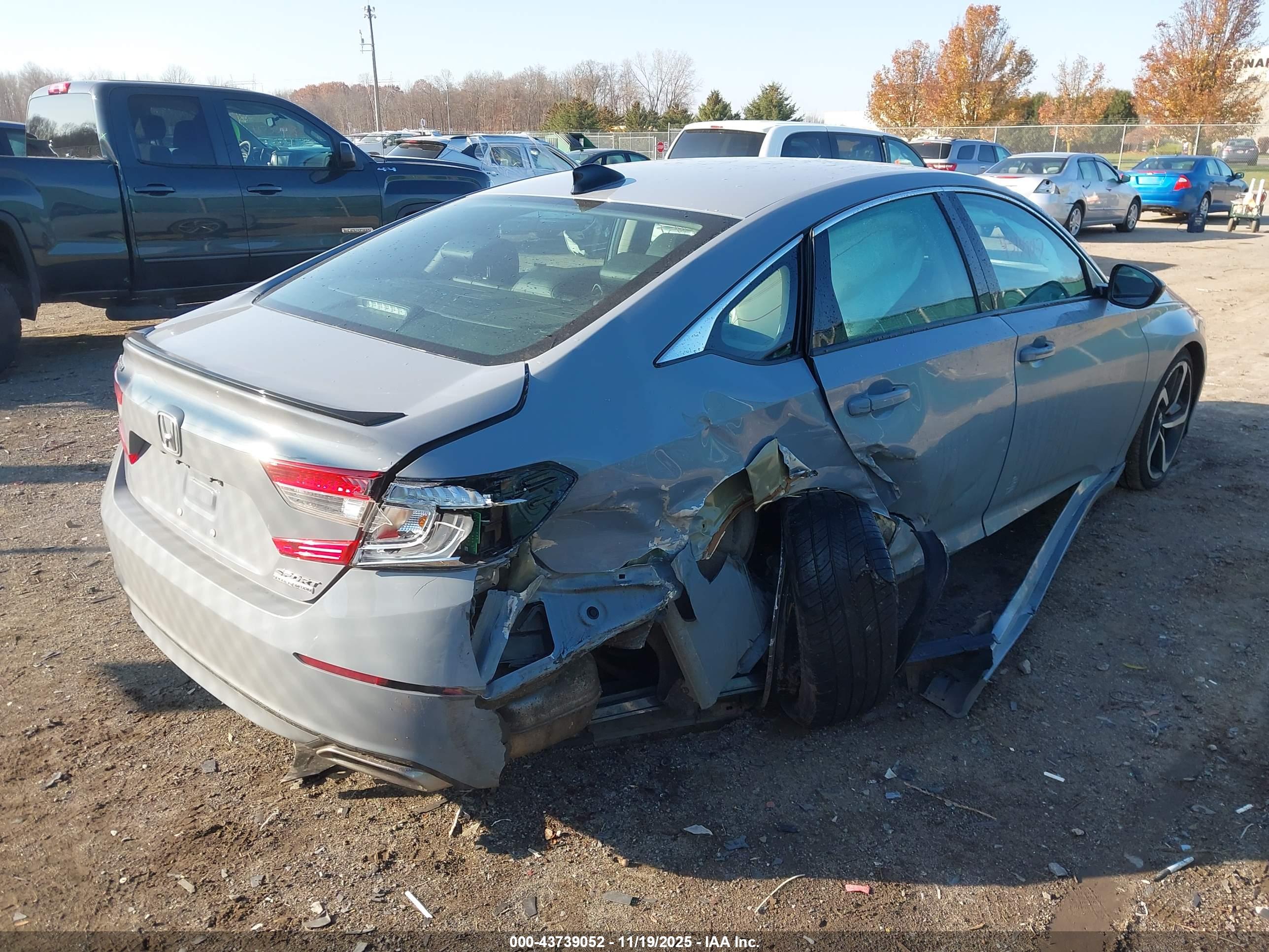 HONDA ACCORD image 4