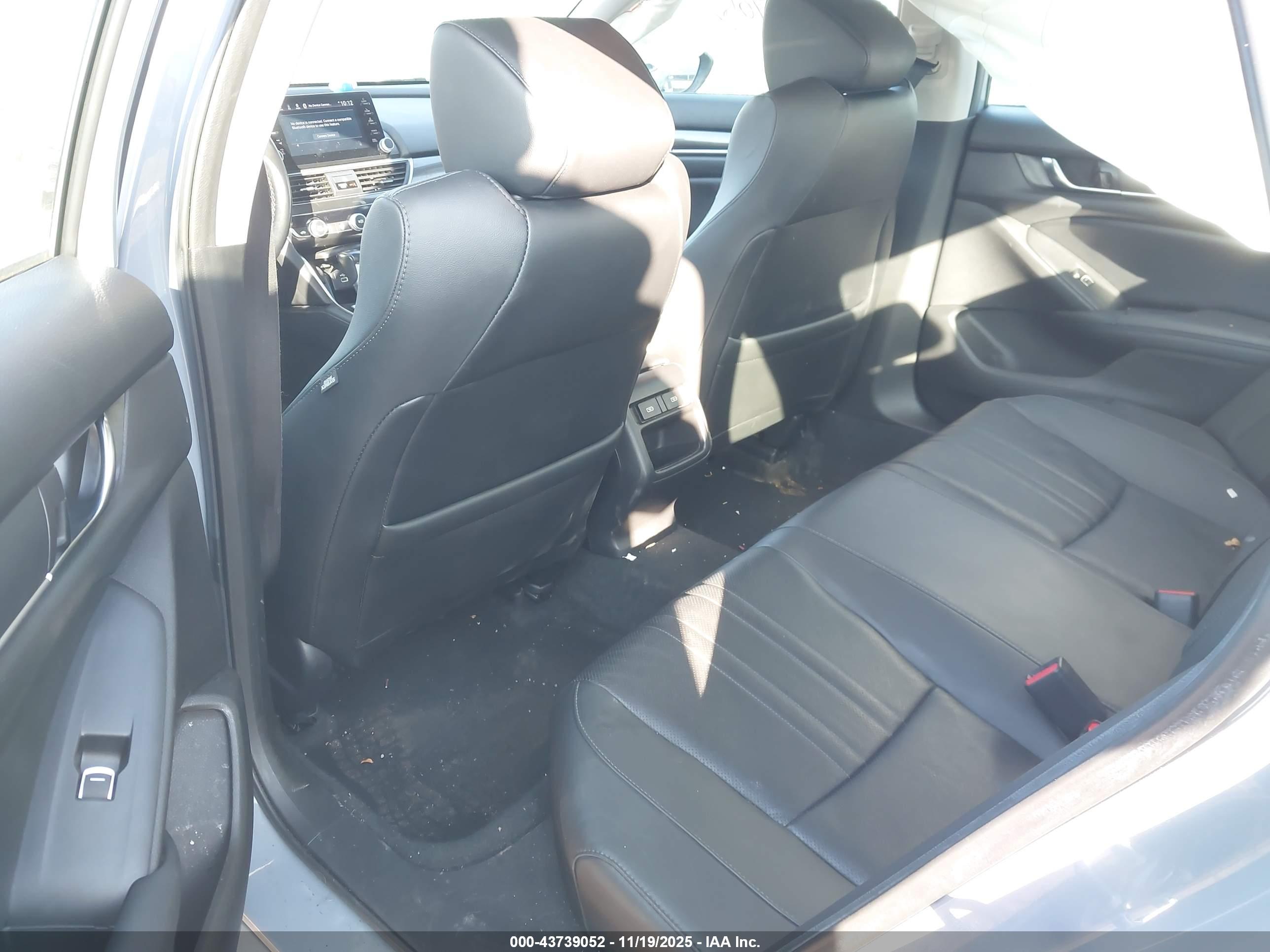 HONDA ACCORD image 8