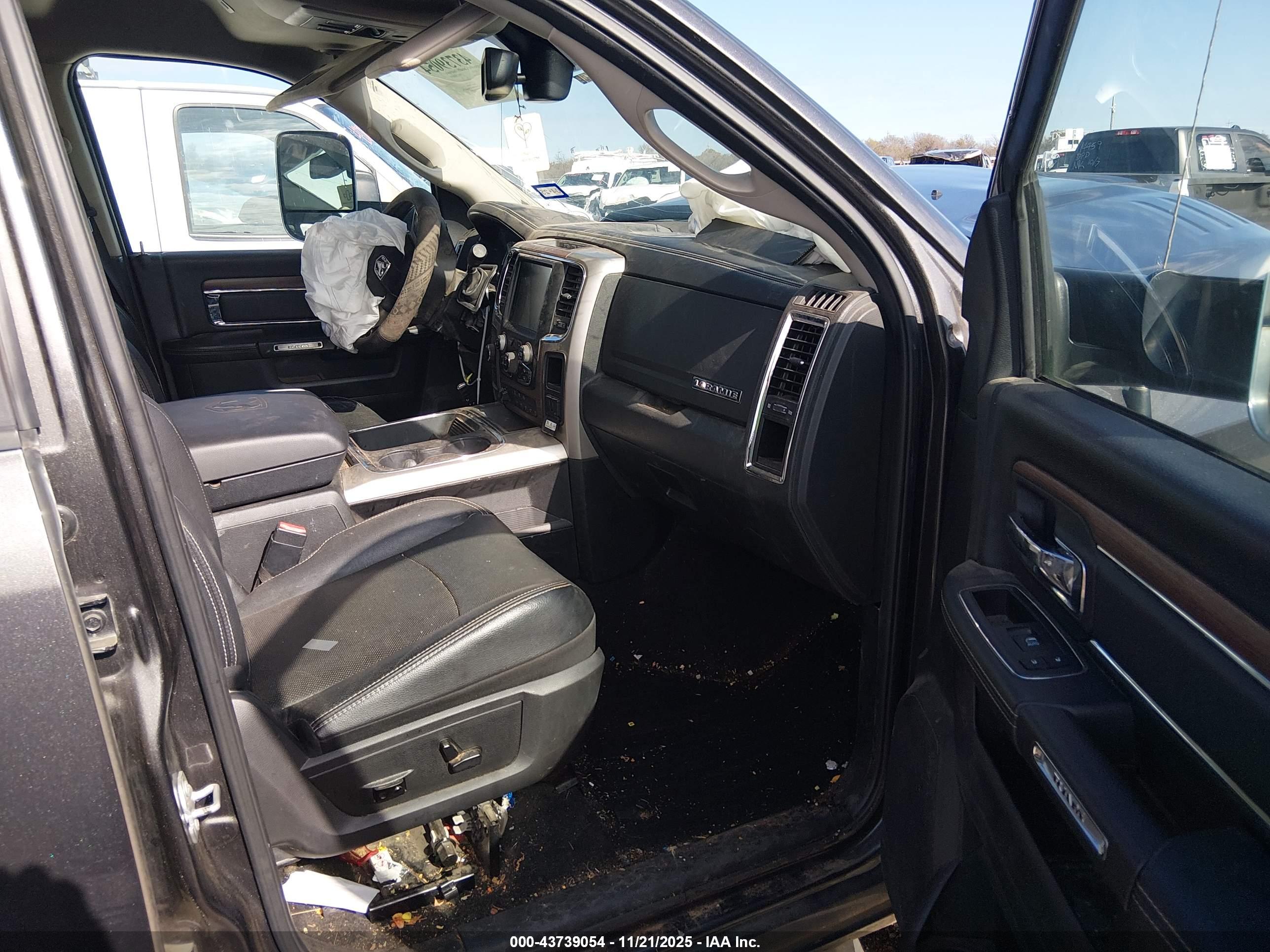RAM 3500 image 5