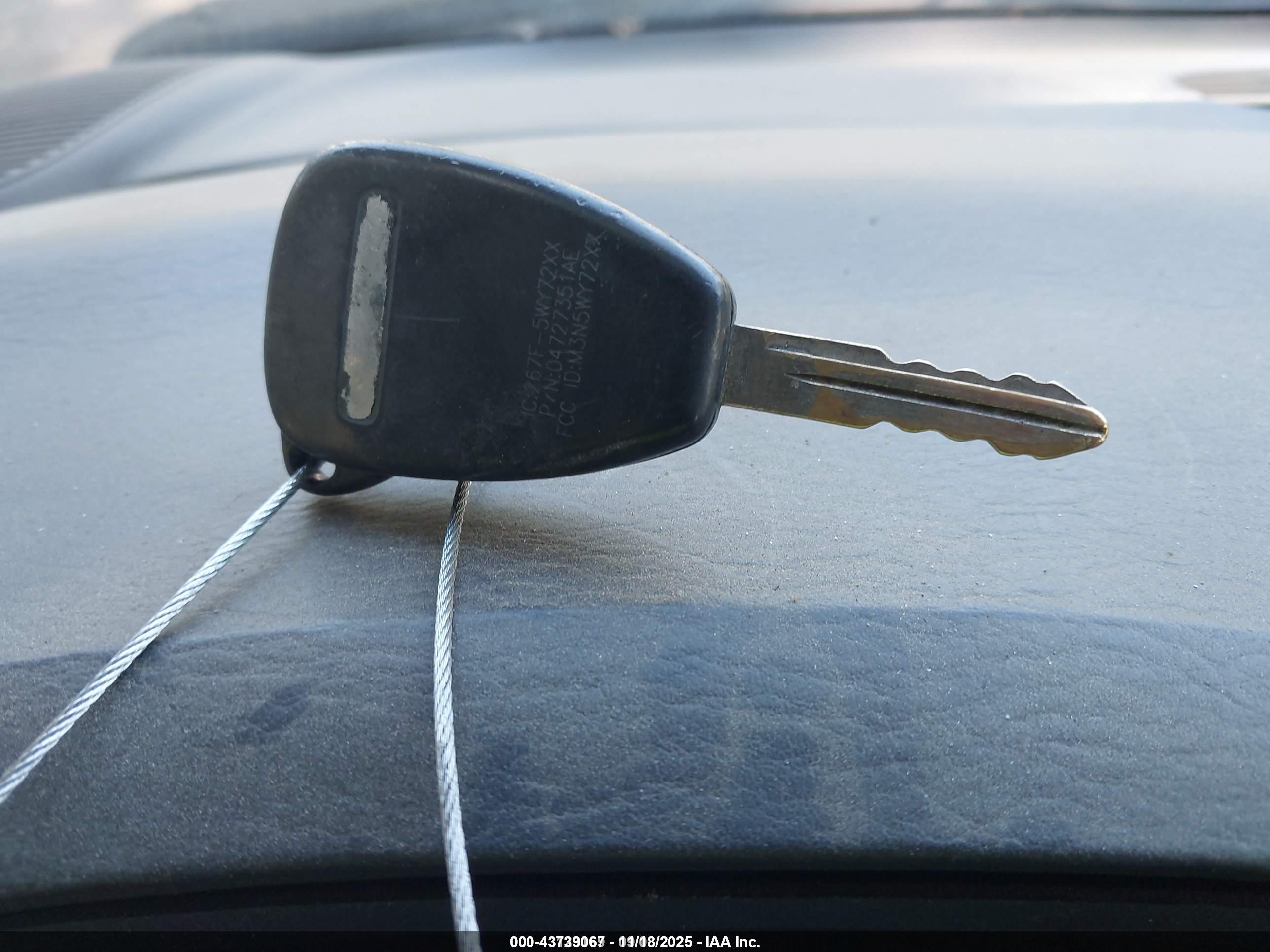 CHRYSLER TOWN image 11