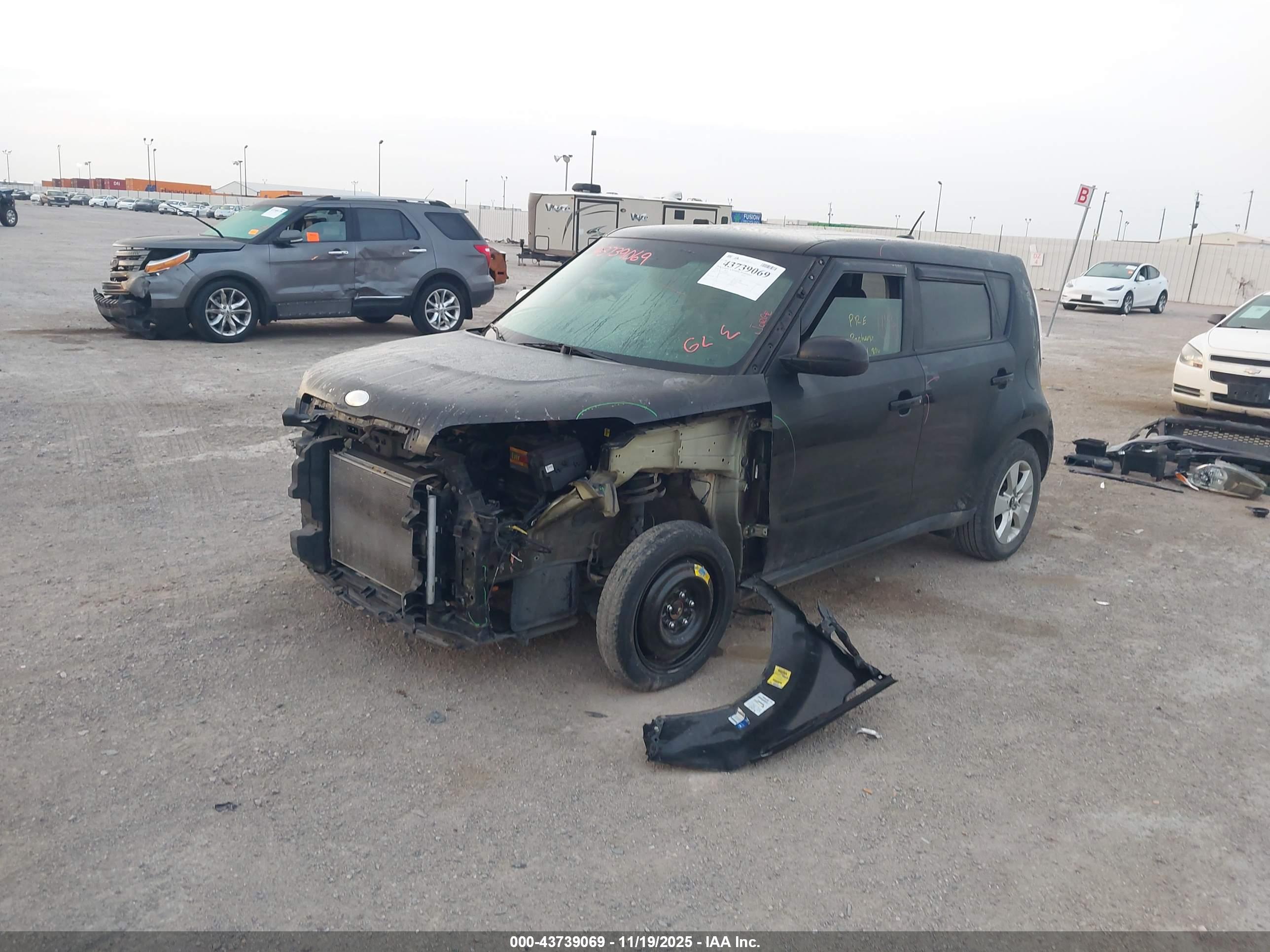KIA SOUL image 2