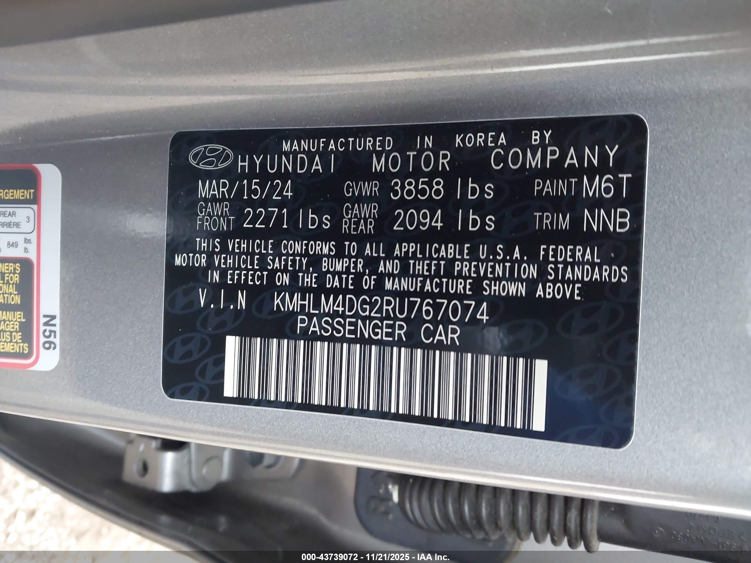HYUNDAI ELANTRA image 9