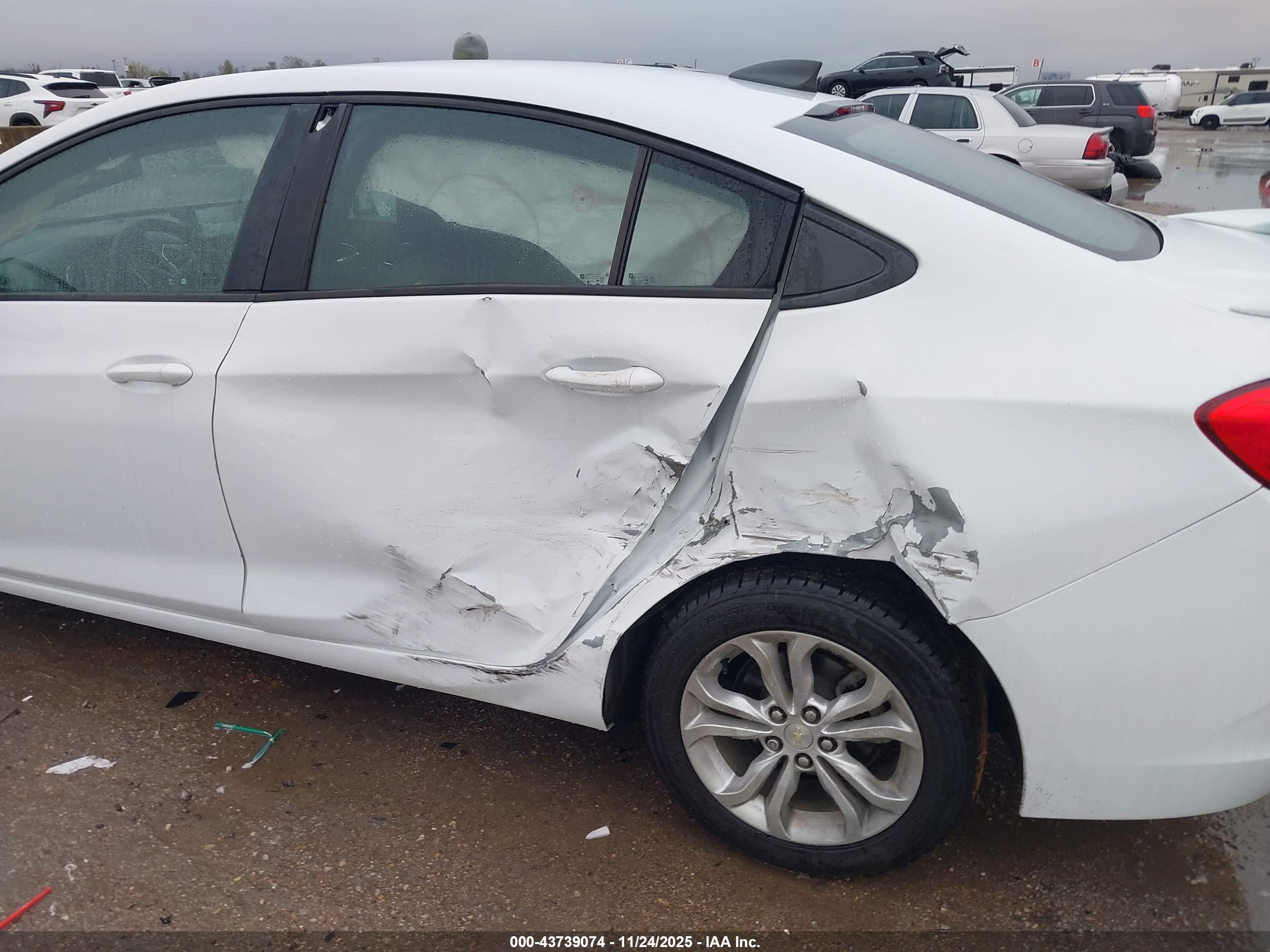 CHEVROLET CRUZE image 6