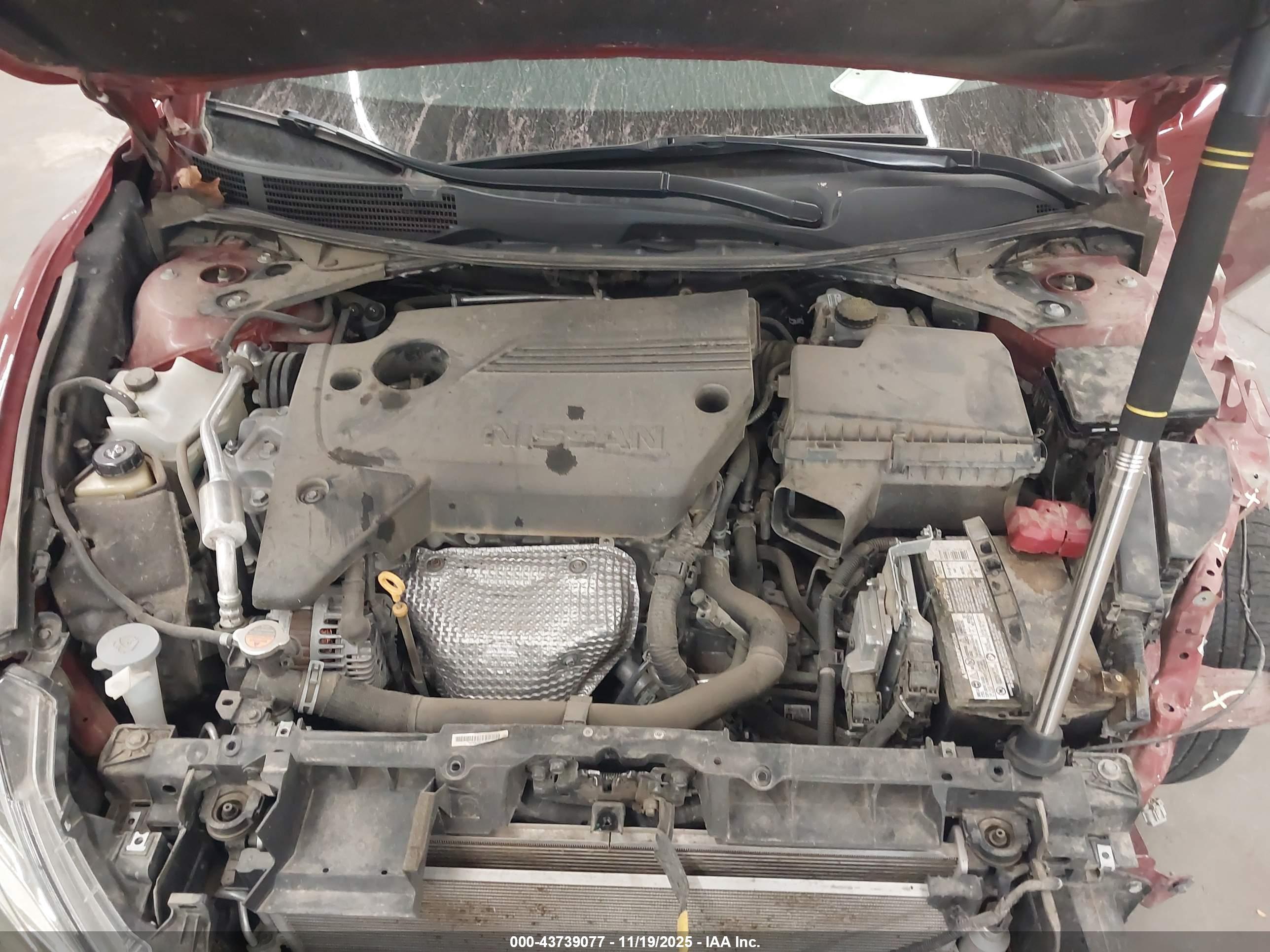 NISSAN ALTIMA image 10