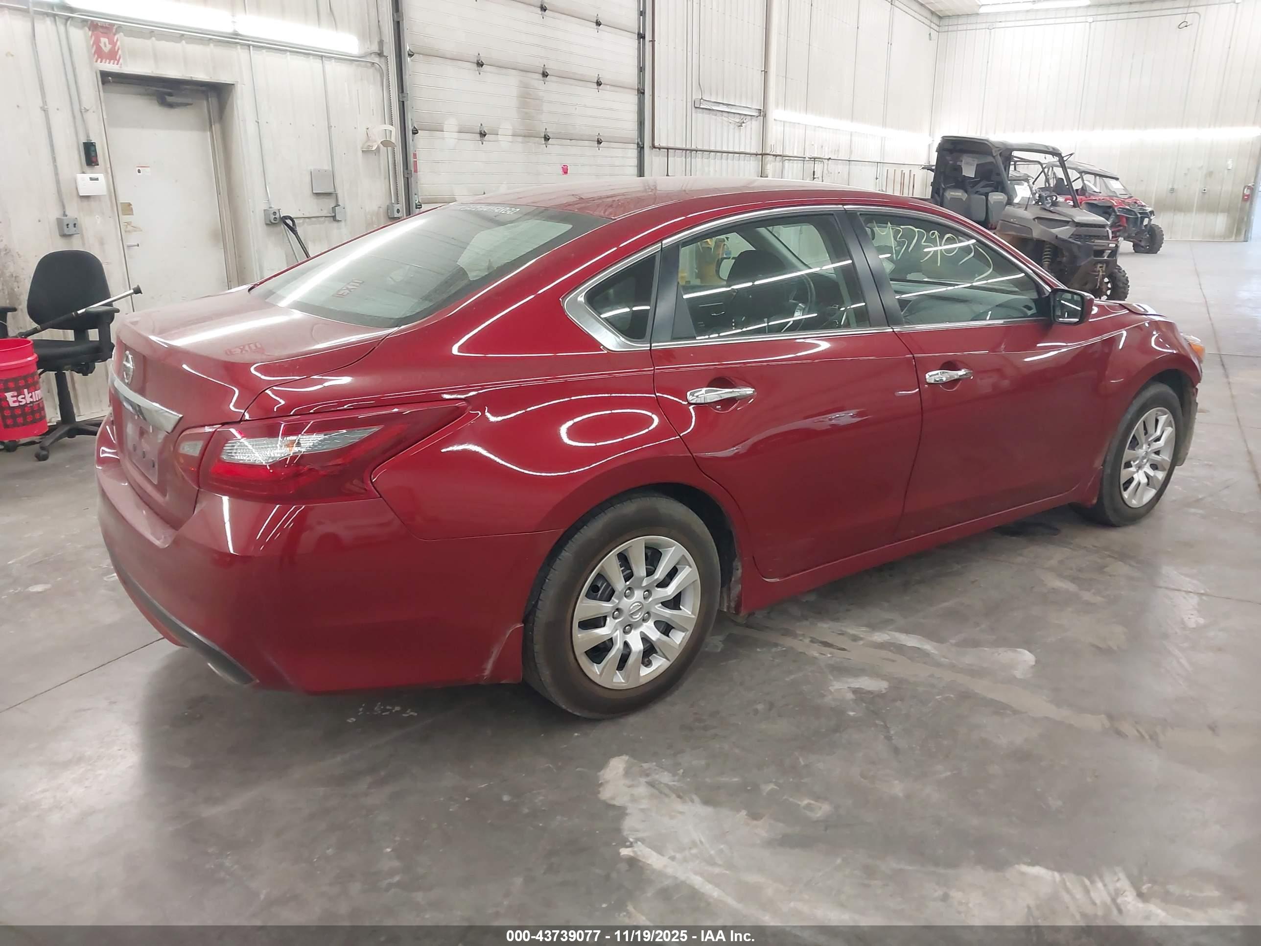 NISSAN ALTIMA image 4