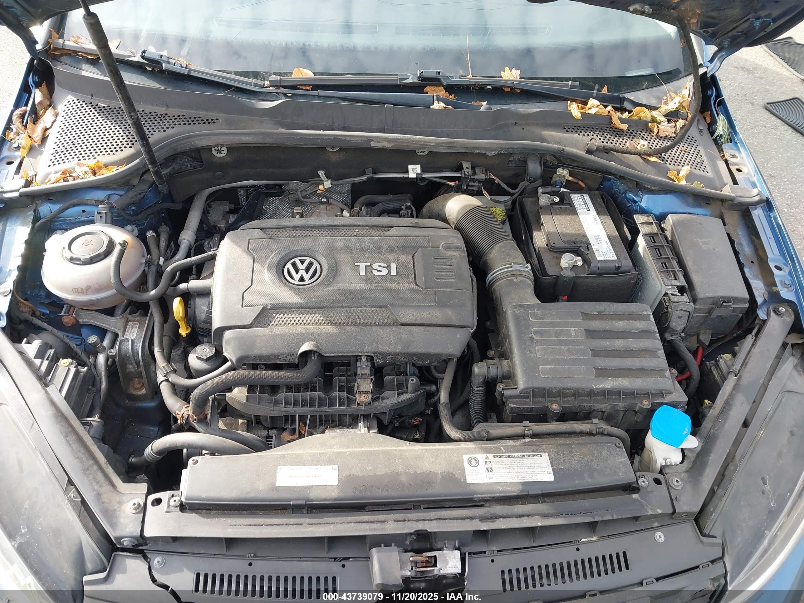 VOLKSWAGEN GOLF image 10