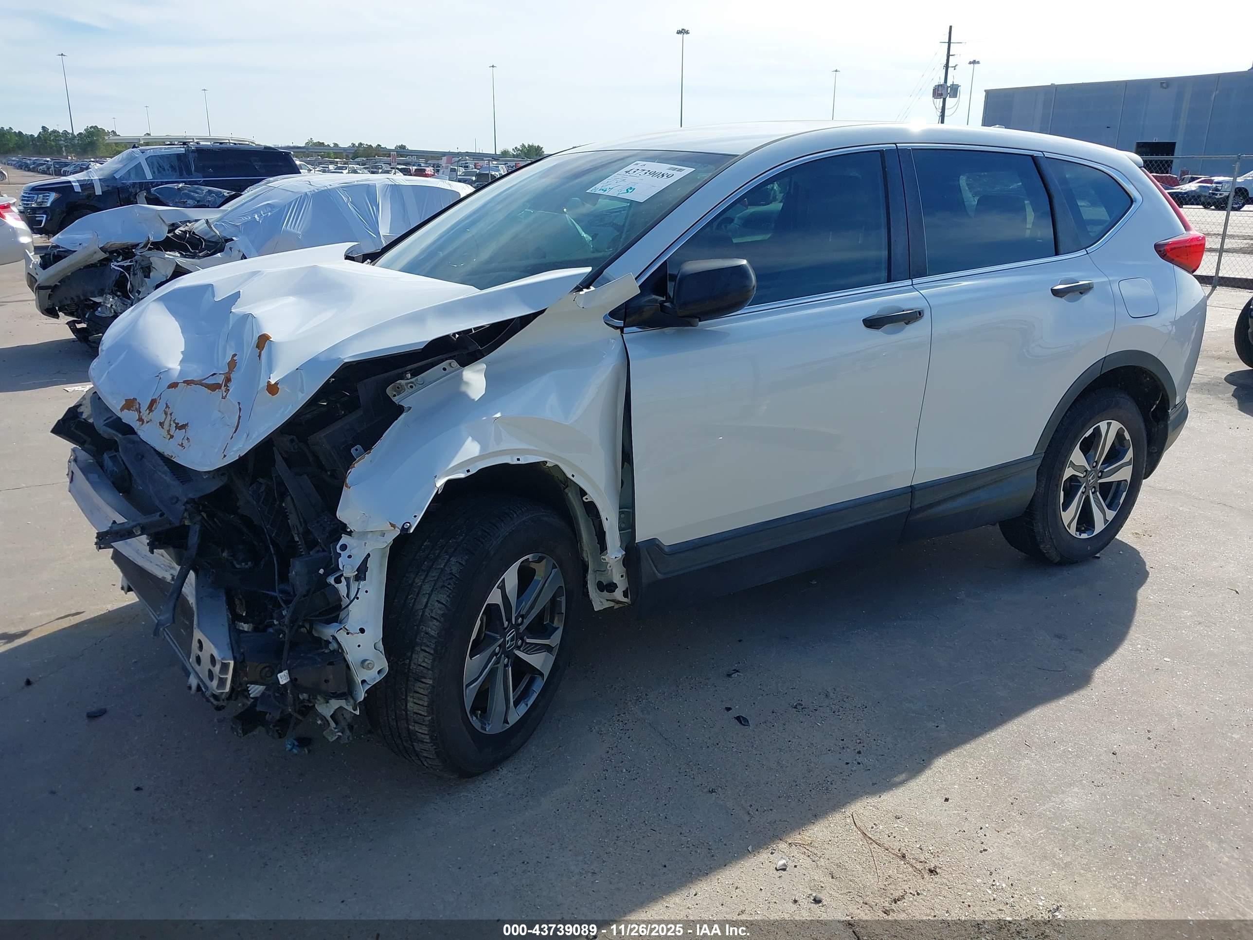 HONDA CR-V image 2
