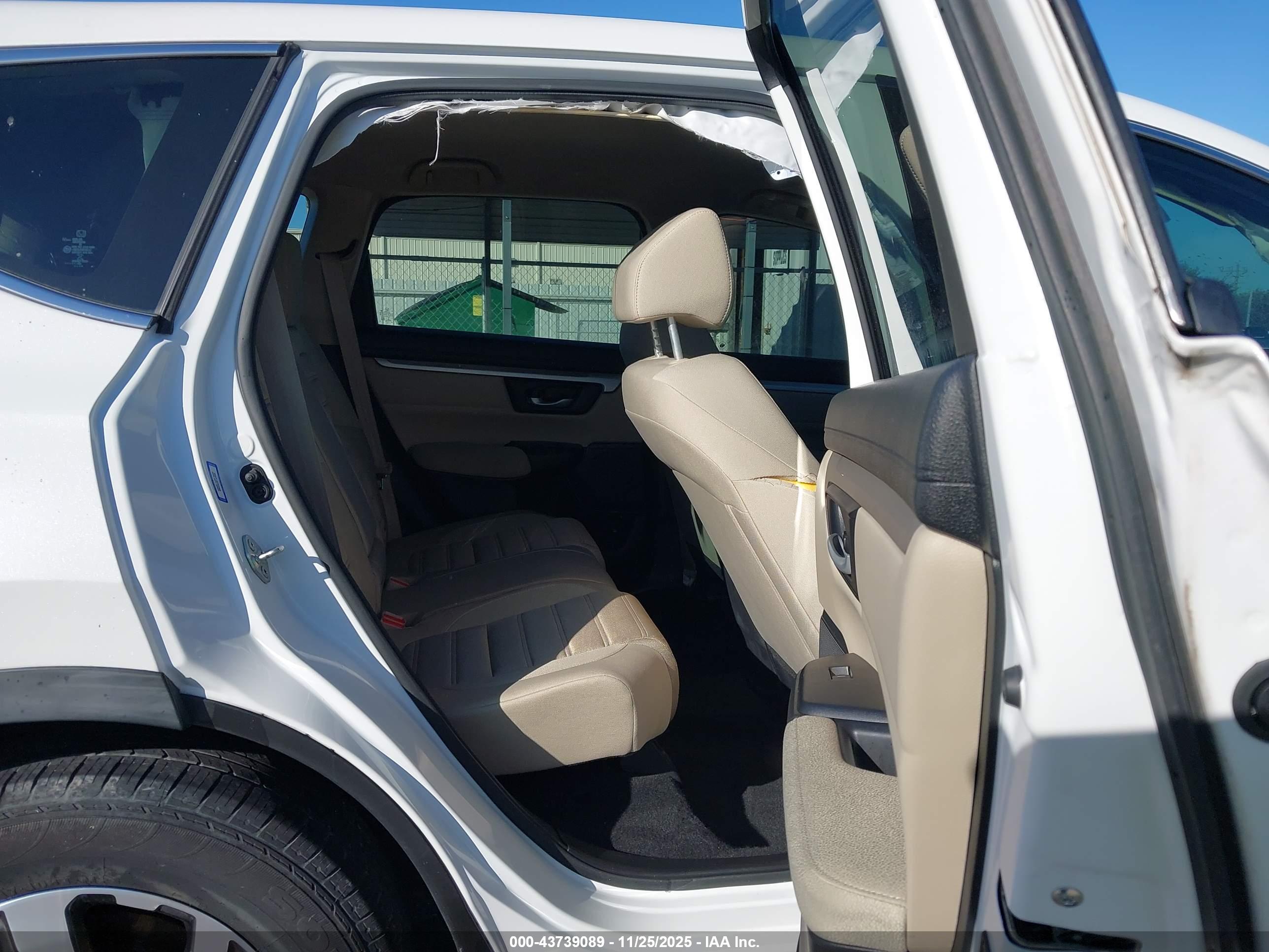 HONDA CR-V image 8
