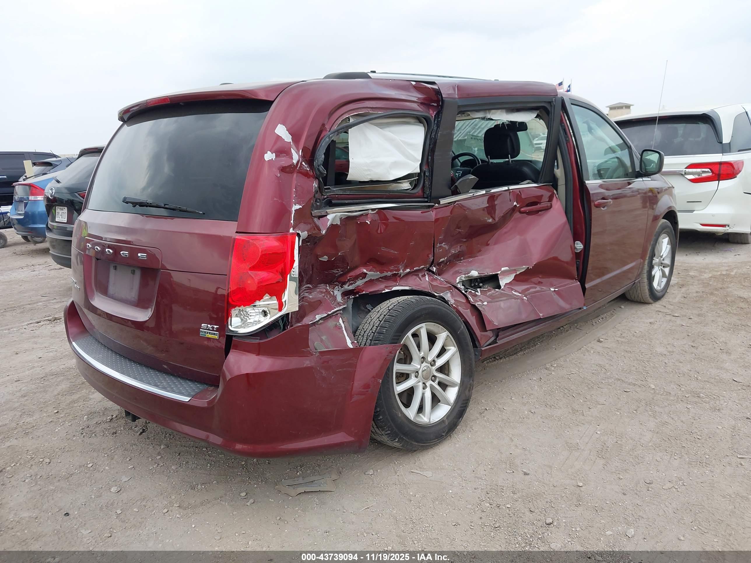 DODGE GRAND image 4