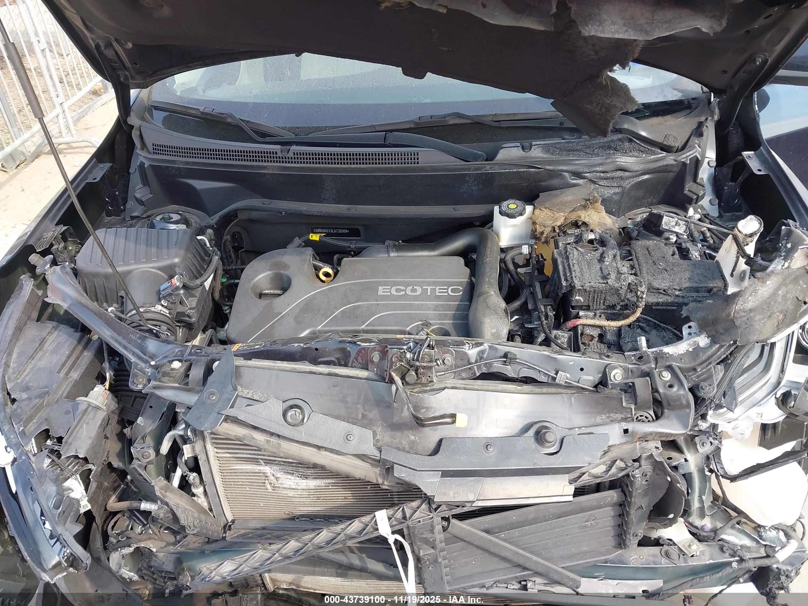 CHEVROLET EQUINOX image 10